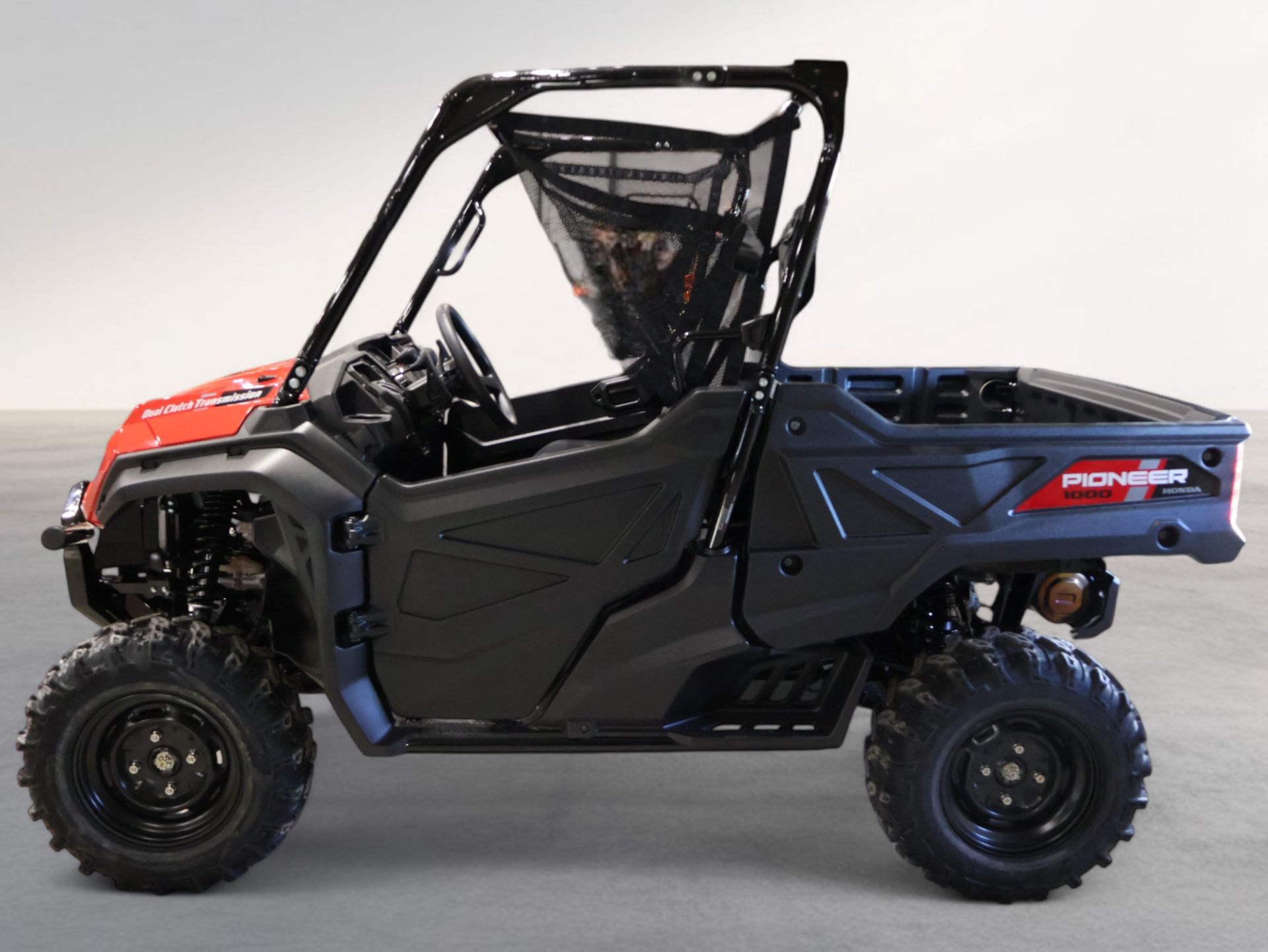 2025 Honda Pioneer 1000 in Beaver Dam, Wisconsin - Photo 5