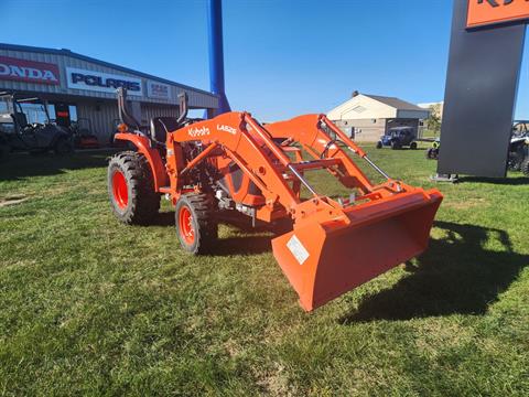 2022 Kubota L3302 HST 4WD in Beaver Dam, Wisconsin - Photo 2