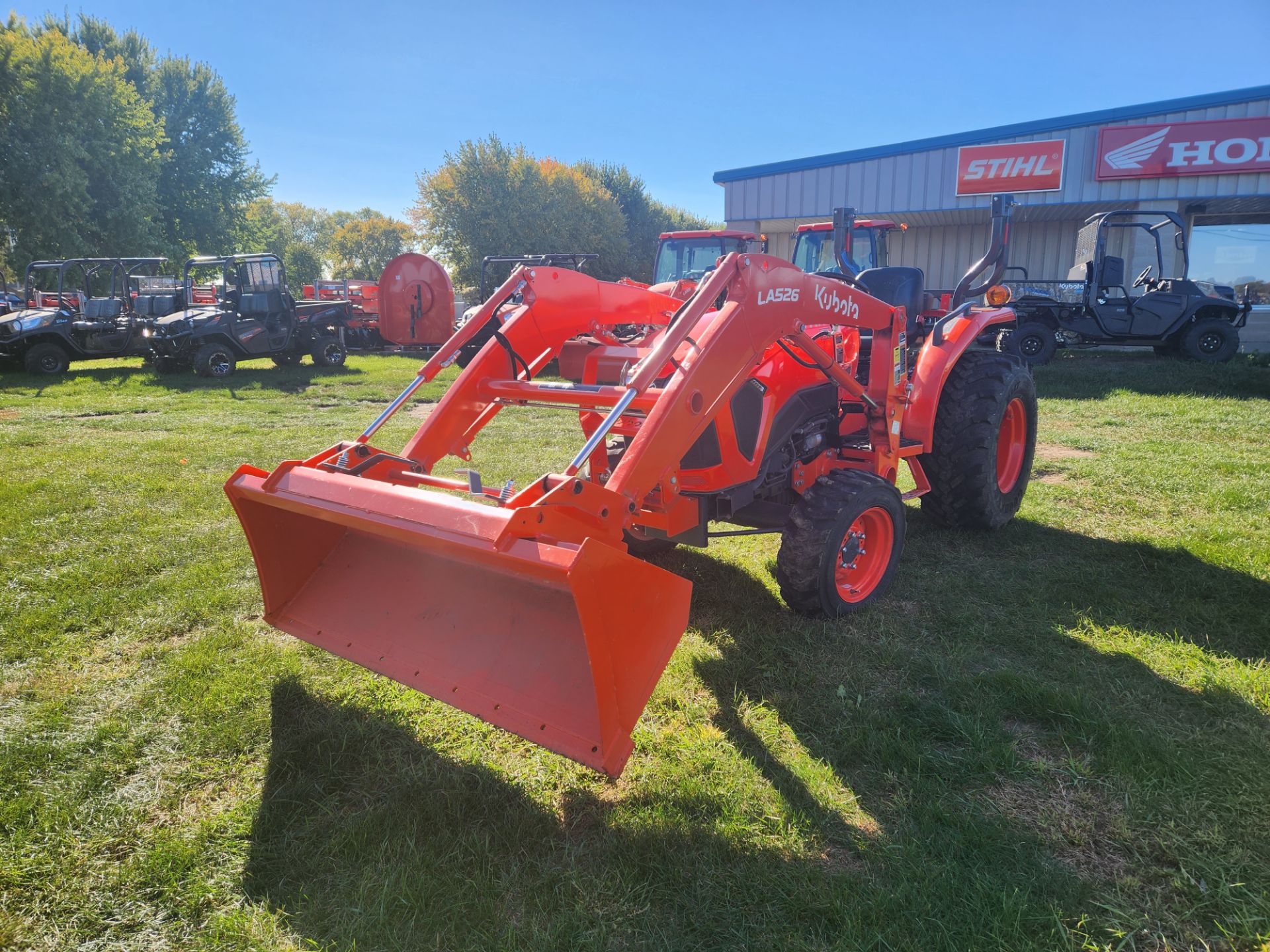 2022 Kubota L3302 HST 4WD in Beaver Dam, Wisconsin - Photo 4