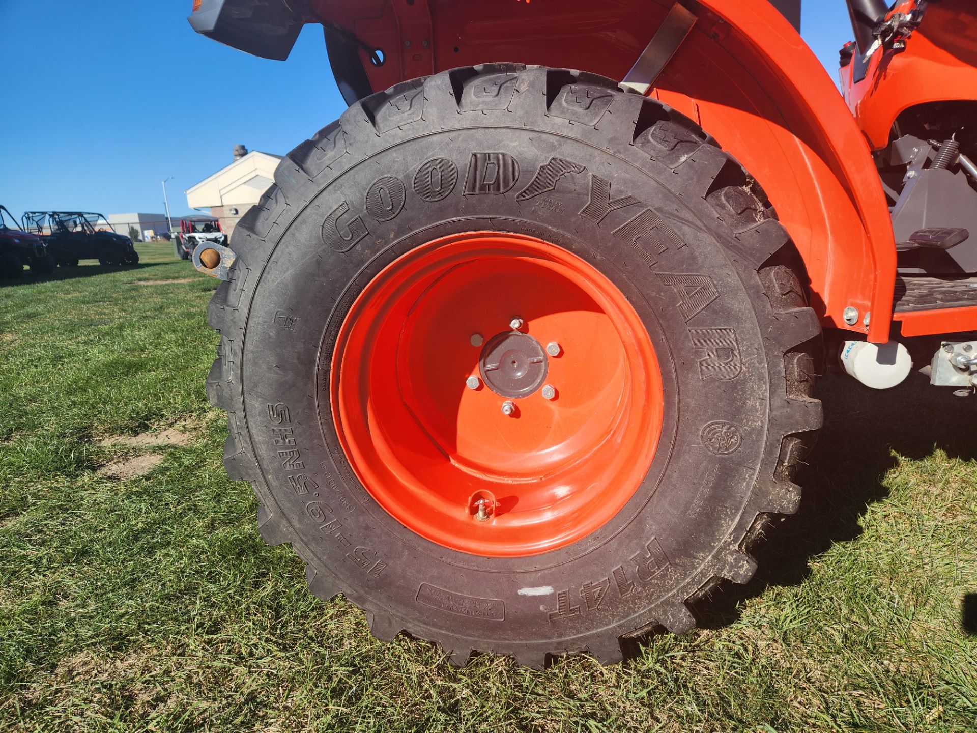 2022 Kubota L3302 HST 4WD in Beaver Dam, Wisconsin - Photo 20