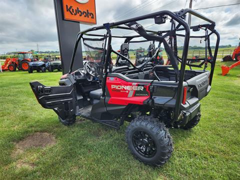 2024 Honda Pioneer 1000-5 Deluxe in Beaver Dam, Wisconsin - Photo 6