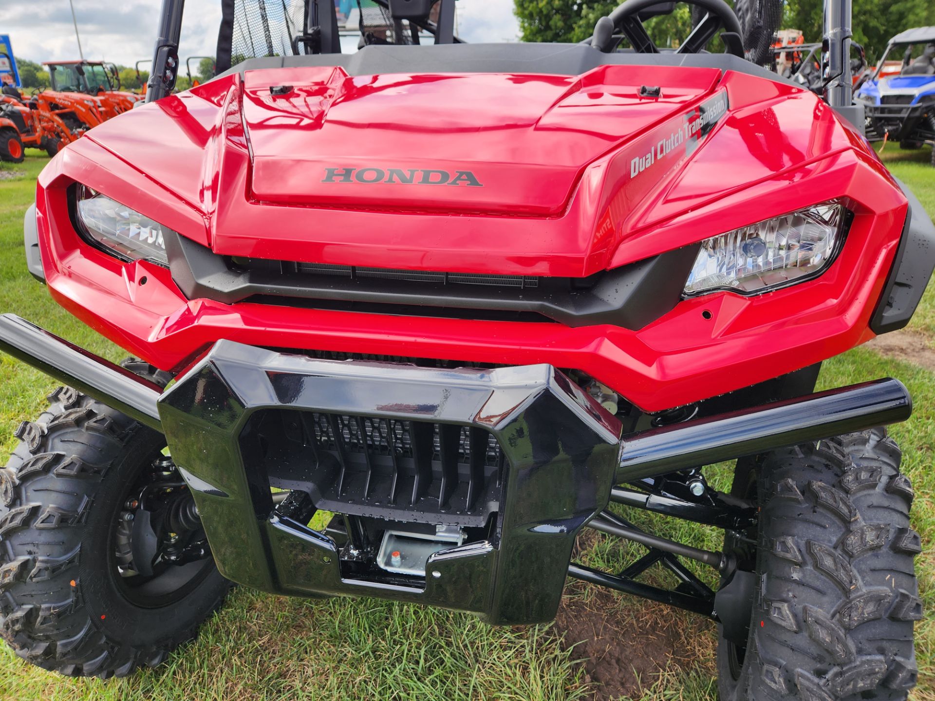 2024 Honda Pioneer 1000-5 Deluxe in Beaver Dam, Wisconsin - Photo 9