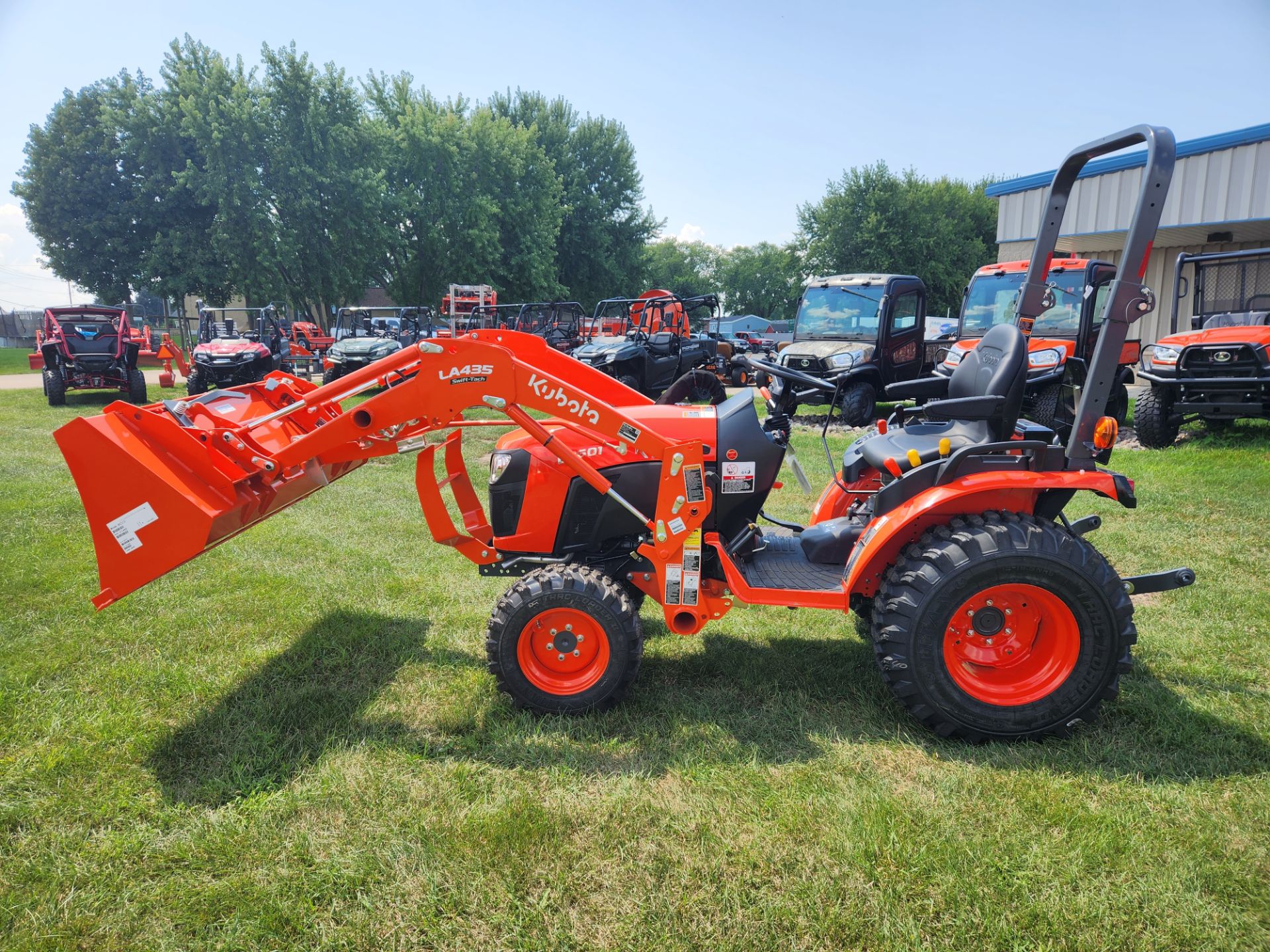 2024 Kubota B2601HSD in Beaver Dam, Wisconsin - Photo 5