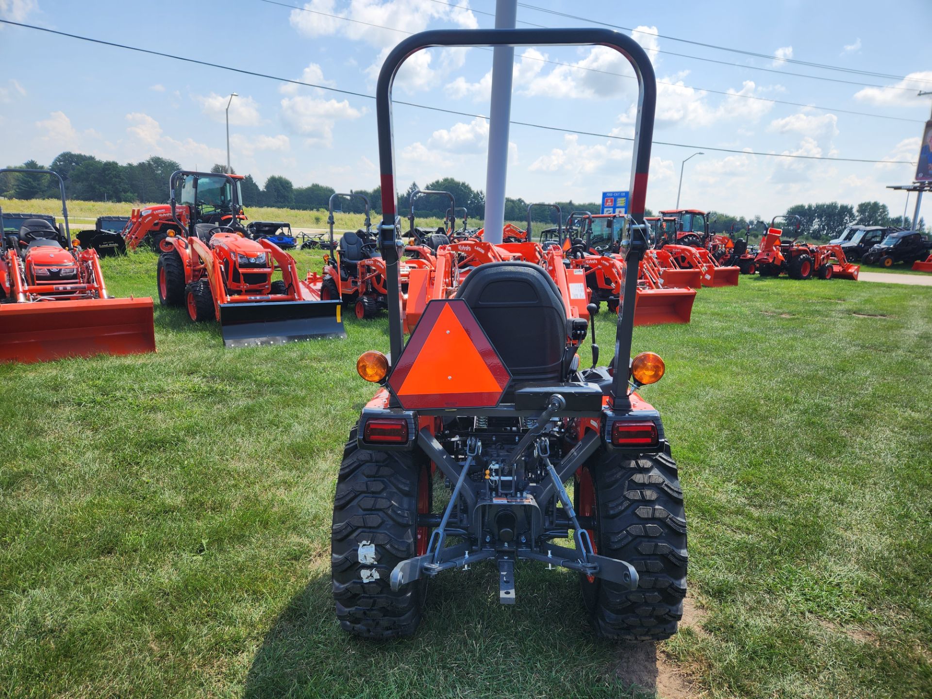 2024 Kubota B2601HSD in Beaver Dam, Wisconsin - Photo 7