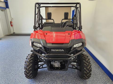 2025 Honda Pioneer 700 Deluxe in Beaver Dam, Wisconsin - Photo 3