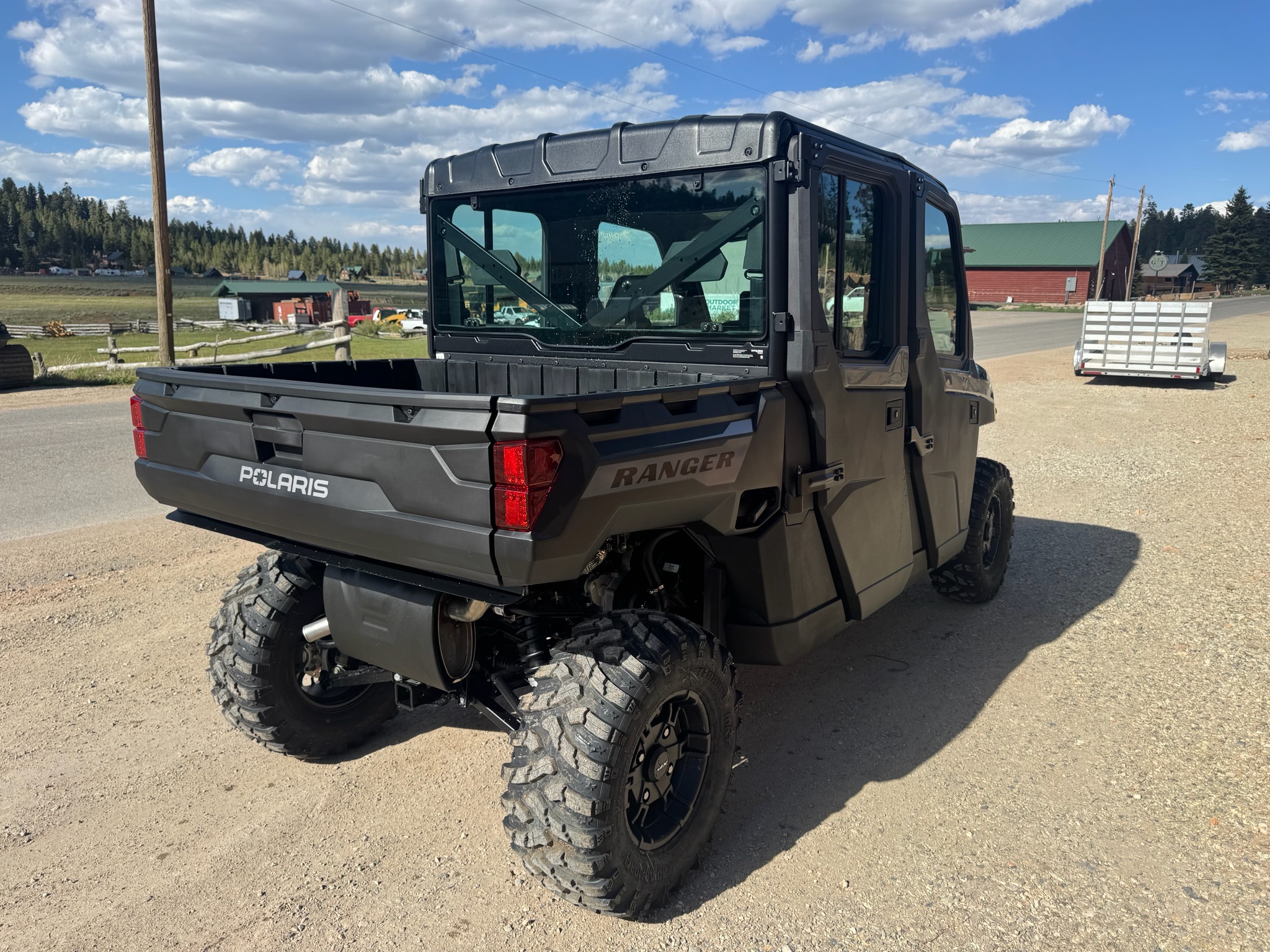 2027 Polaris Ranger Crew XP 1000 Cab 3