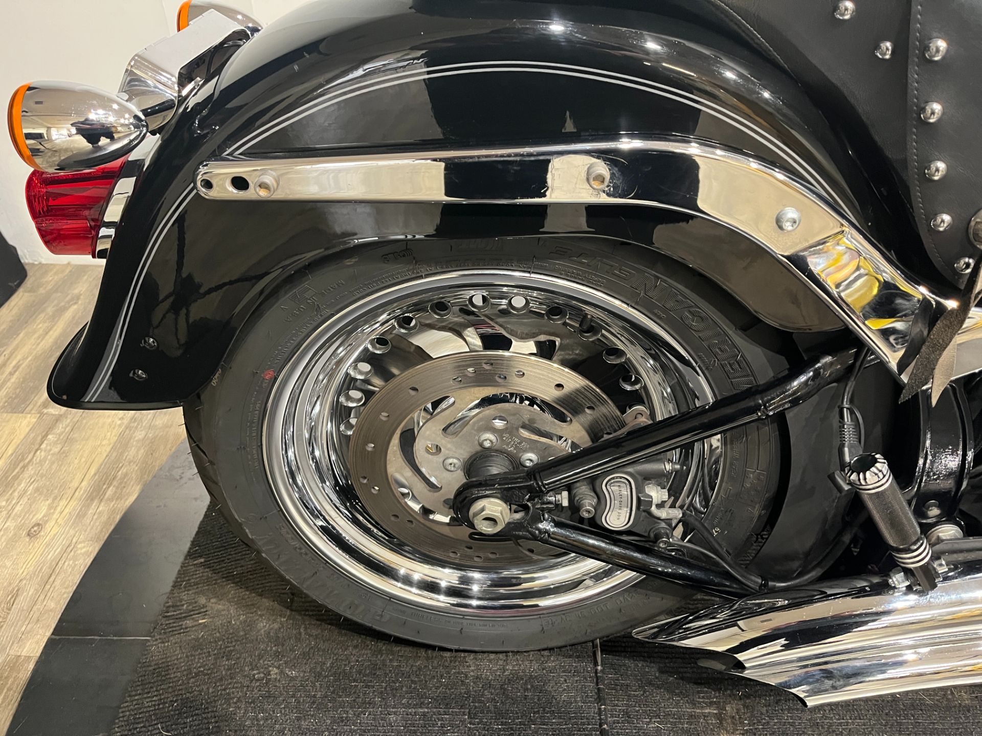 2015 Harley-Davidson Fat Boy® 5