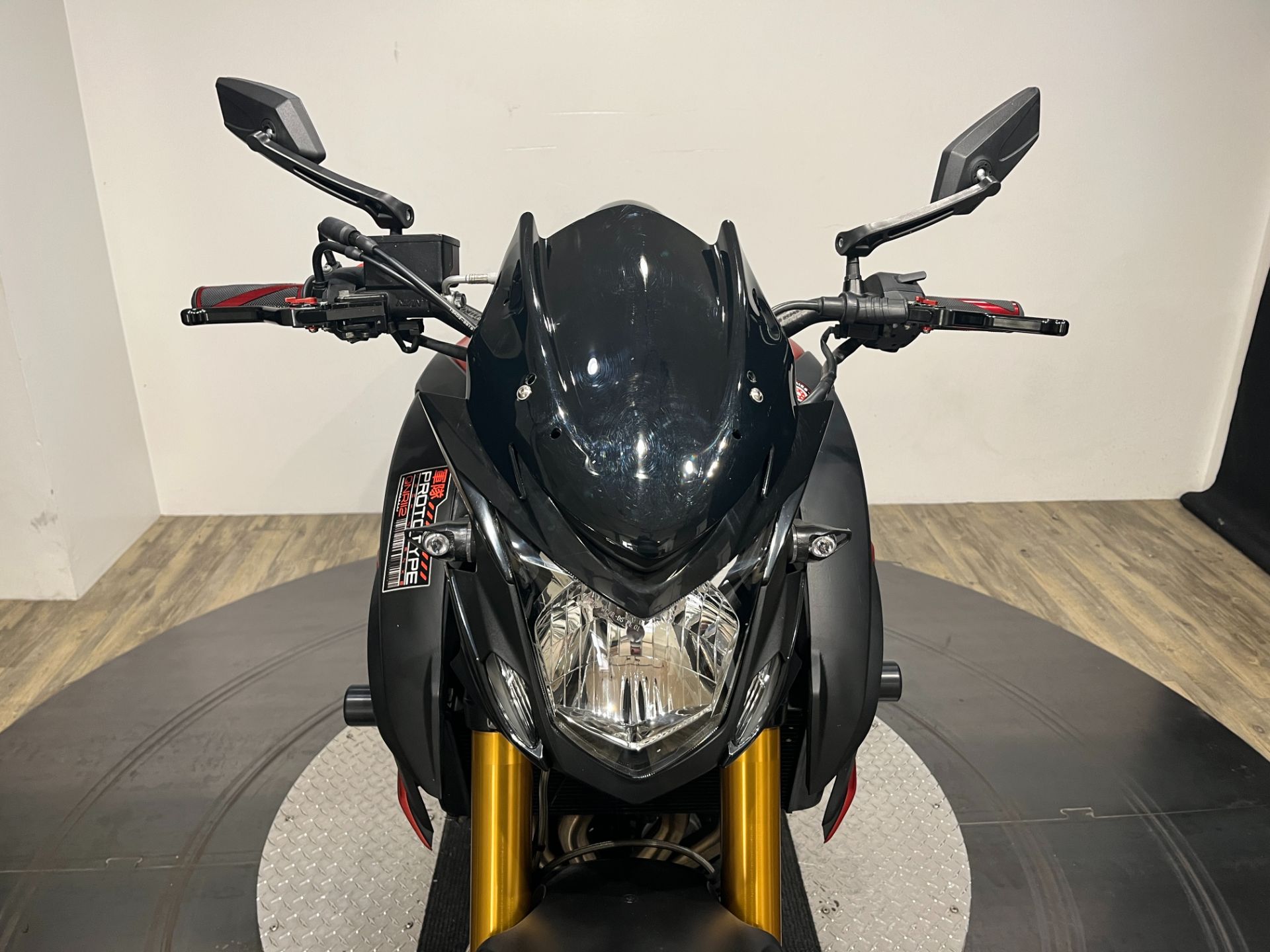 2023 Suzuki GSX-S750Z 9