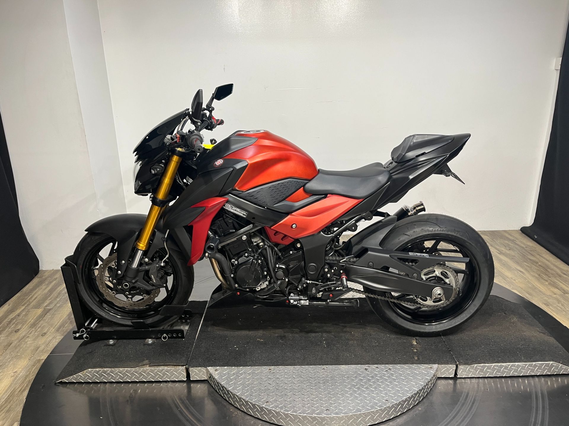 2023 Suzuki GSX-S750Z 11