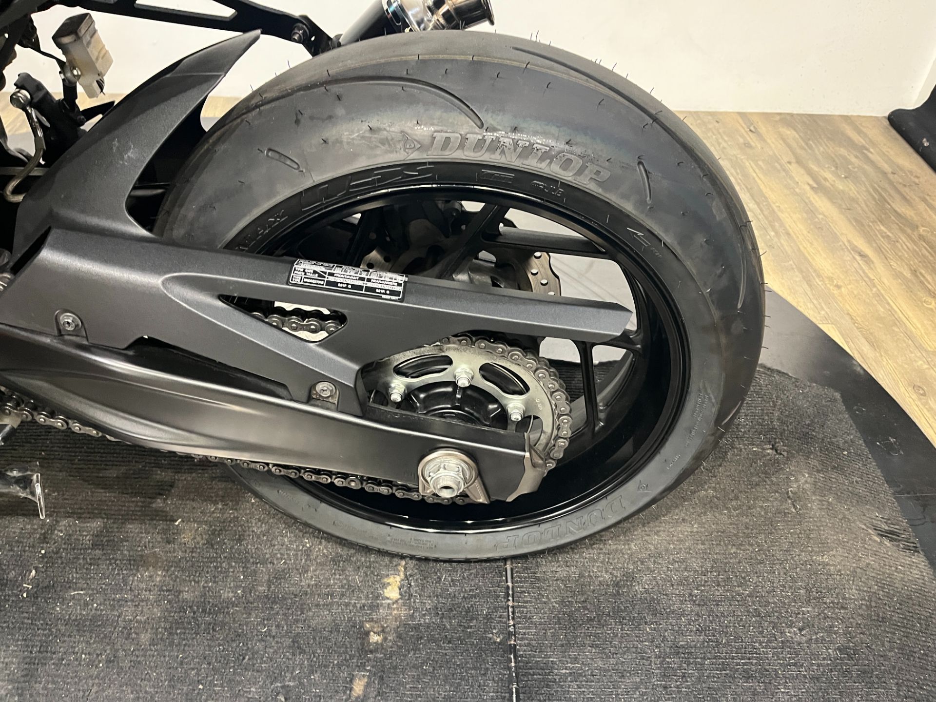 2023 Suzuki GSX-S750Z 12