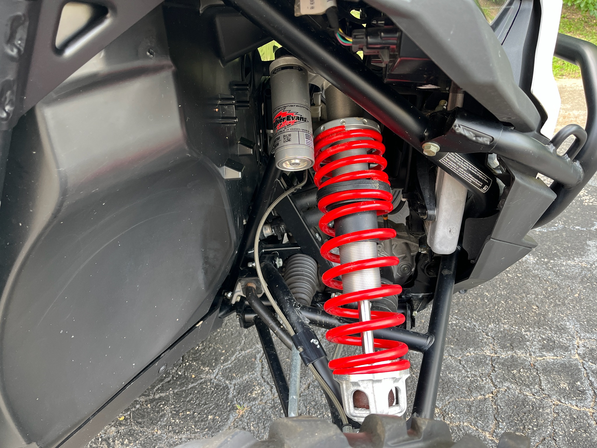 2024 Polaris RZR photo 9