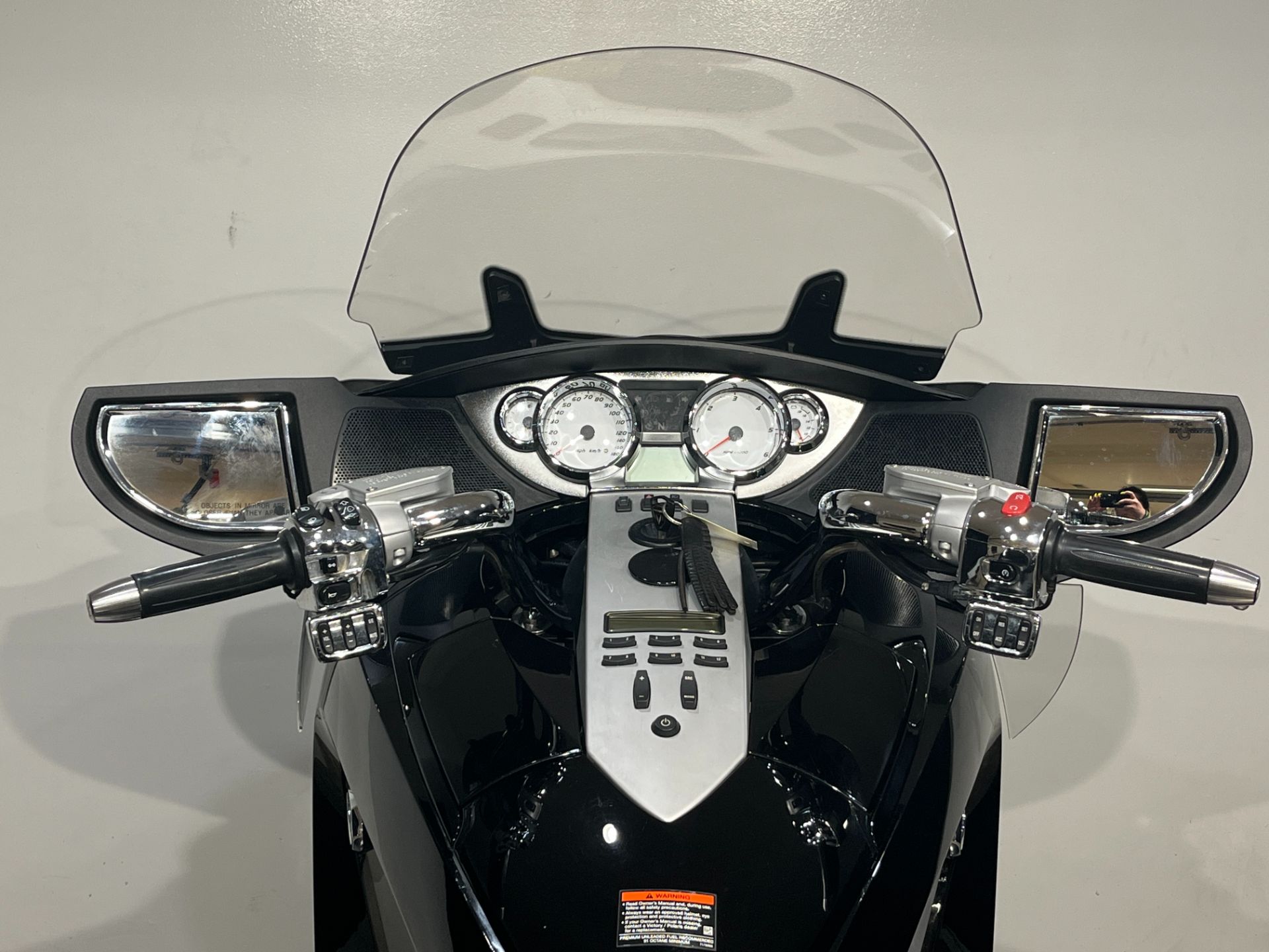 2010 Victory photo 9