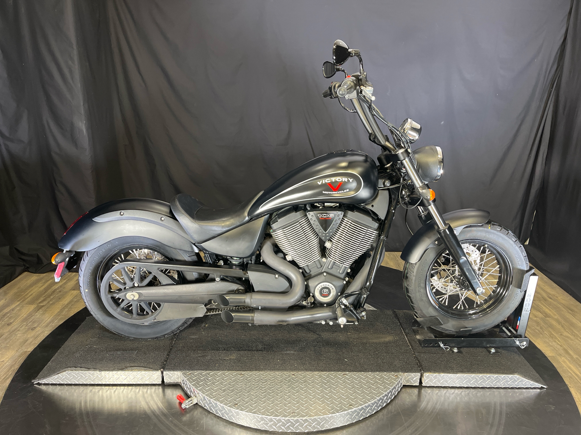 victorys 2015 Victory Motorcycles CROSS COUNTRY SUEDE - 1731cc Prices