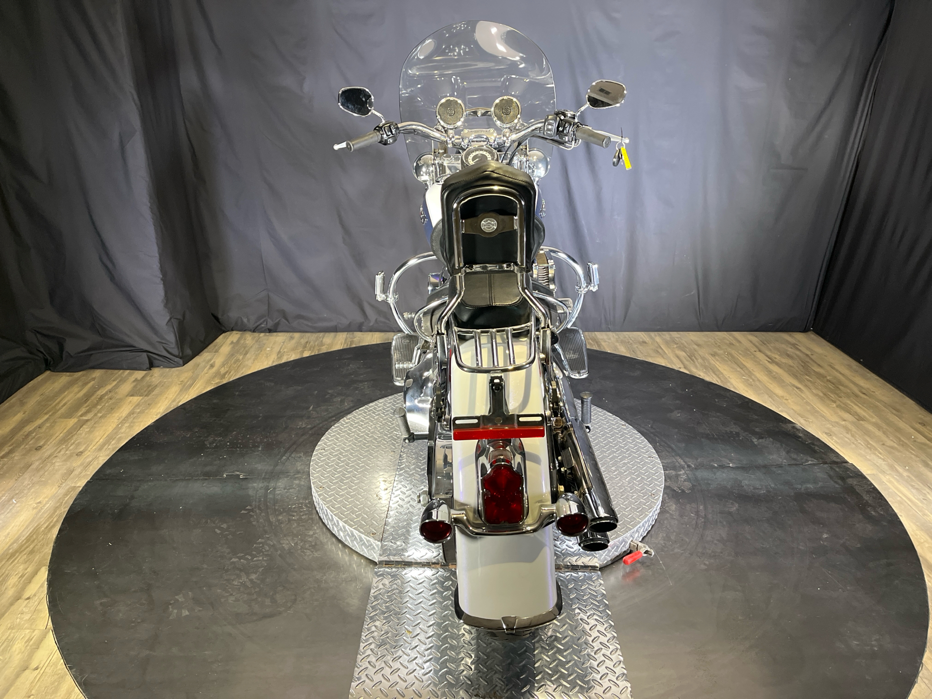 2010 Harley-Davidson Softail® Deluxe Used Motorcycle for