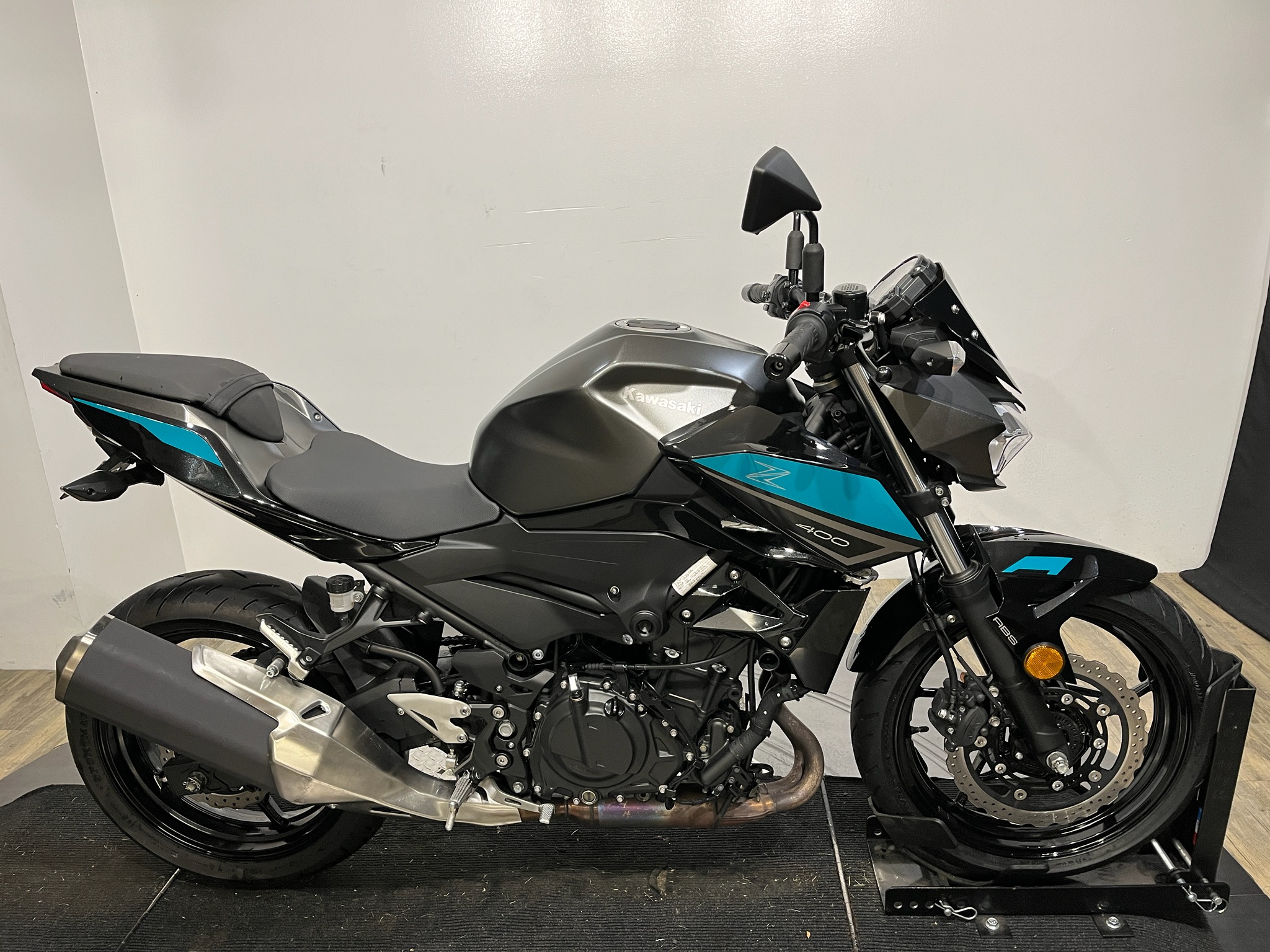 2023 Kawasaki Z400 ABS, Wauconda IL | Certified Pre-Owned