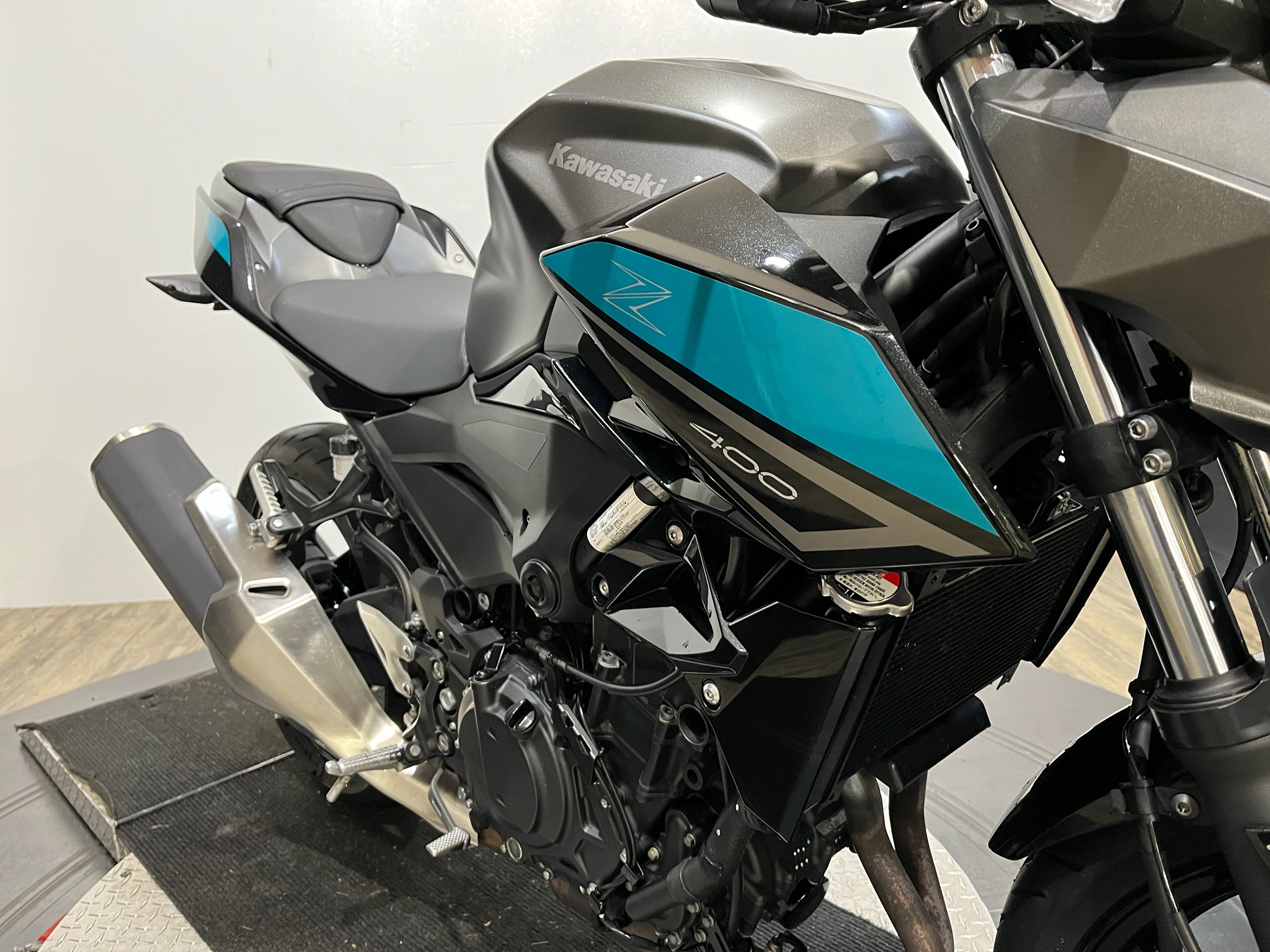 2023 Kawasaki Z400 ABS 11