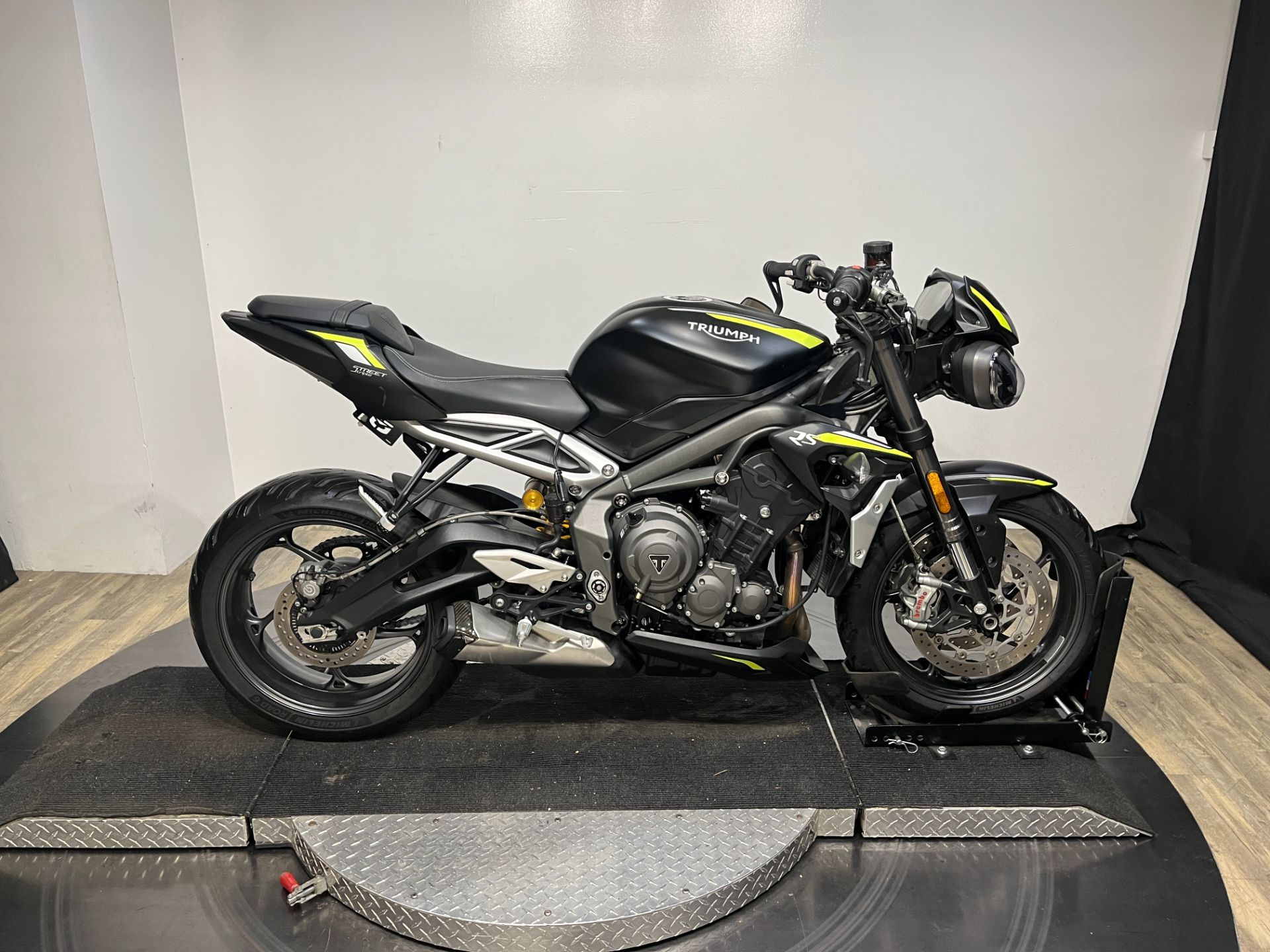 2022 Triumph Street Triple RS, Wauconda IL | Certified Pre-Owned