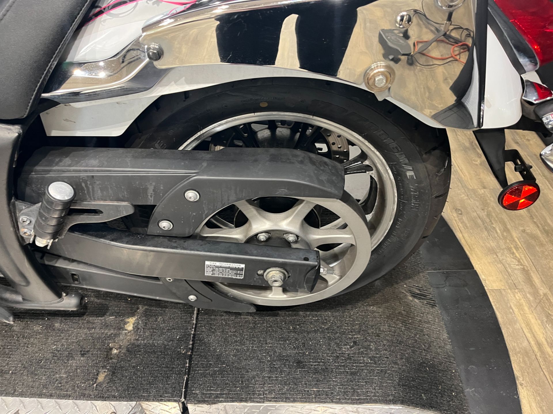 2010 Yamaha V photo 4