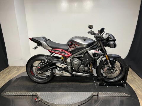 2022 Triumph Street Triple RS, Wauconda IL | Certified Pre-Owned 2022 Triumph Street Triple RS, Wauconda IL | Certified Pre-Owned