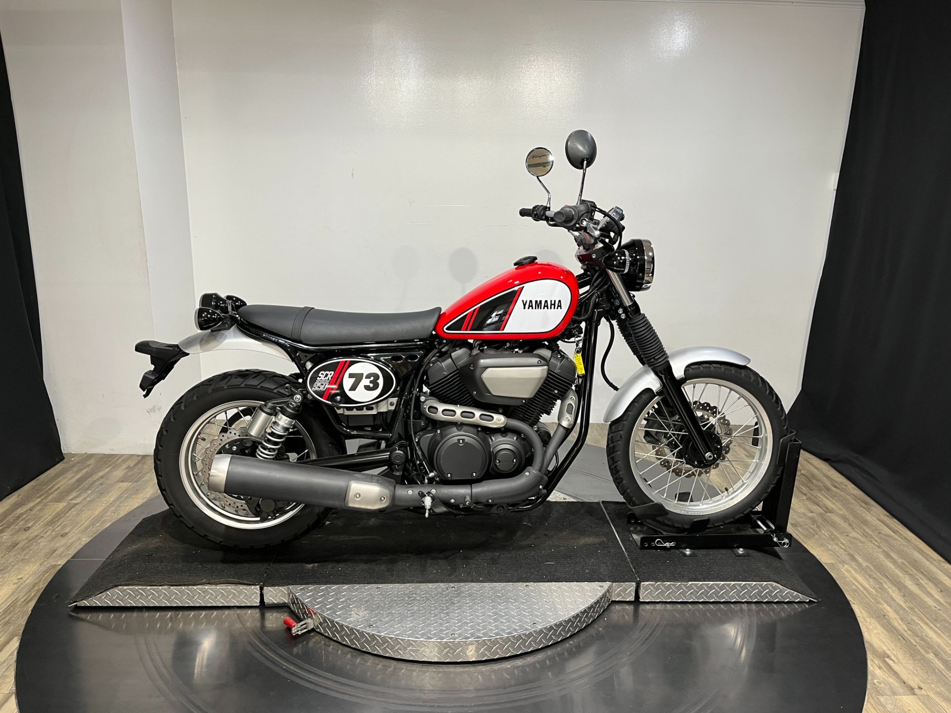 2017 Yamaha SCR950, Wauconda IL | Certified Pre-Owned Motorcycles