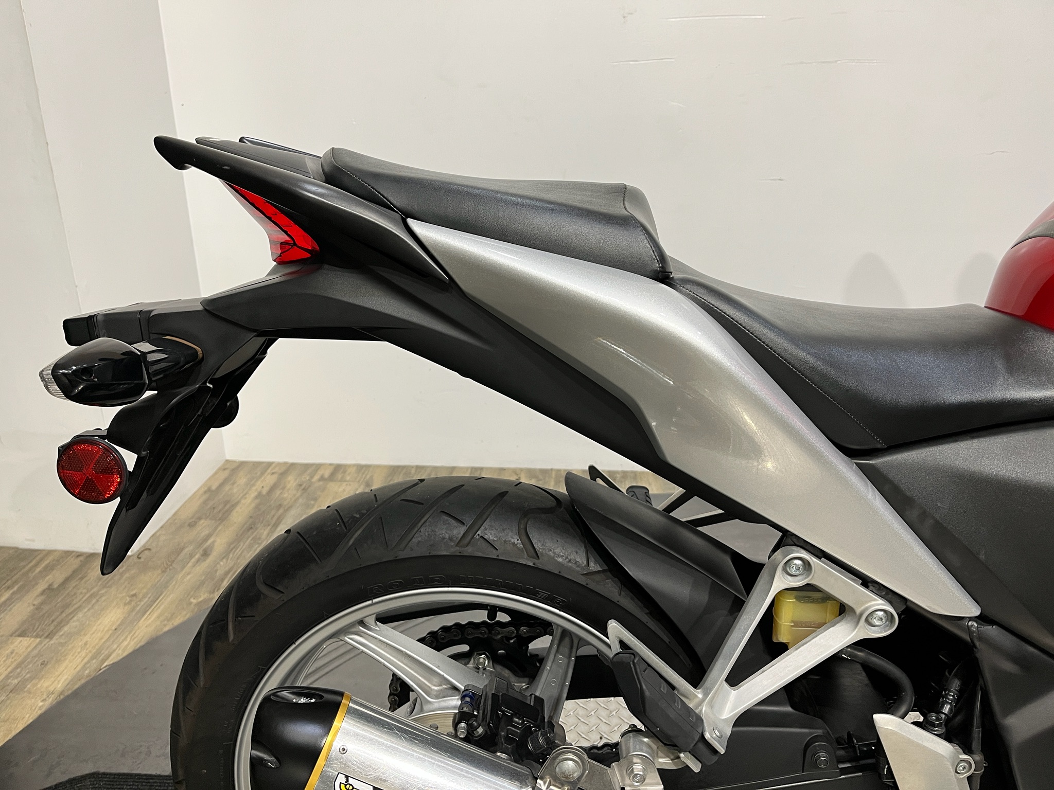 2011 Honda CBR®250R 6