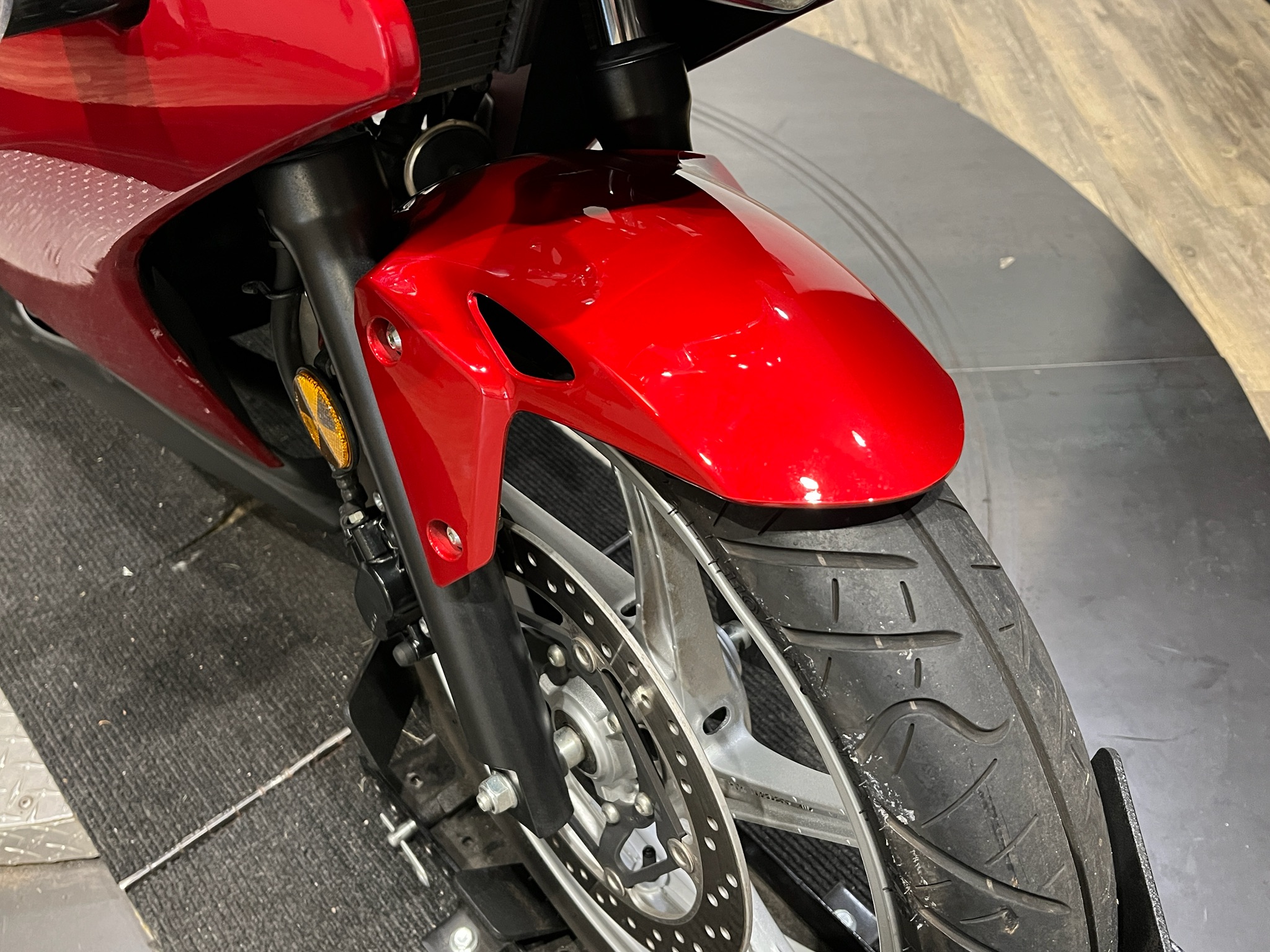 2011 Honda CBR®250R 11