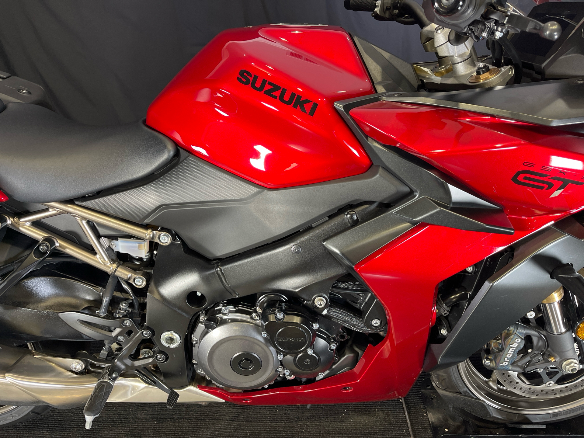 GSX-S1000GT 2024 純正ホイール　フロント 2024 Suzuki GSX-S1000GT+ - Central Florida PowerSports