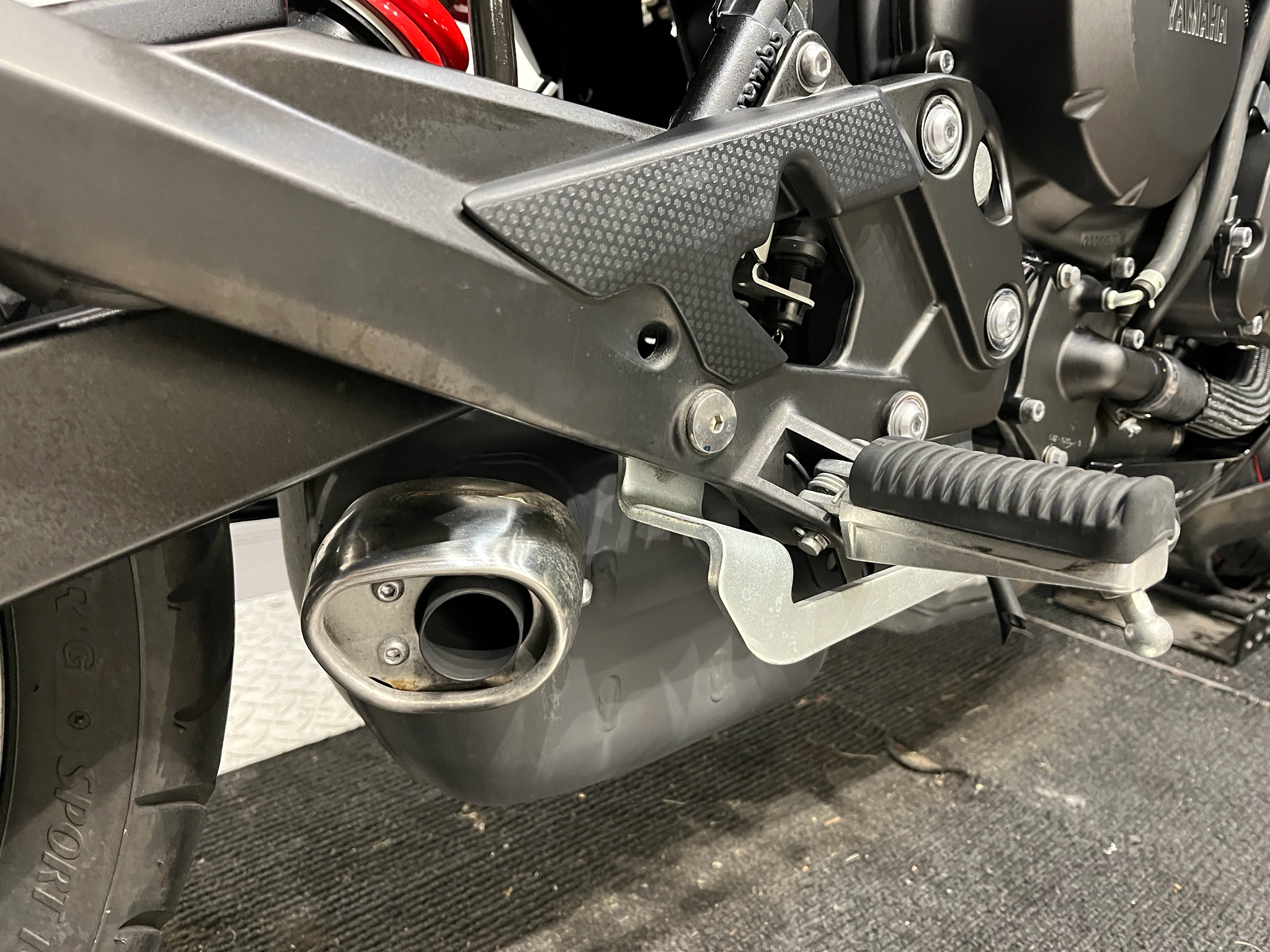 2012 Yamaha FZ6R photo 5