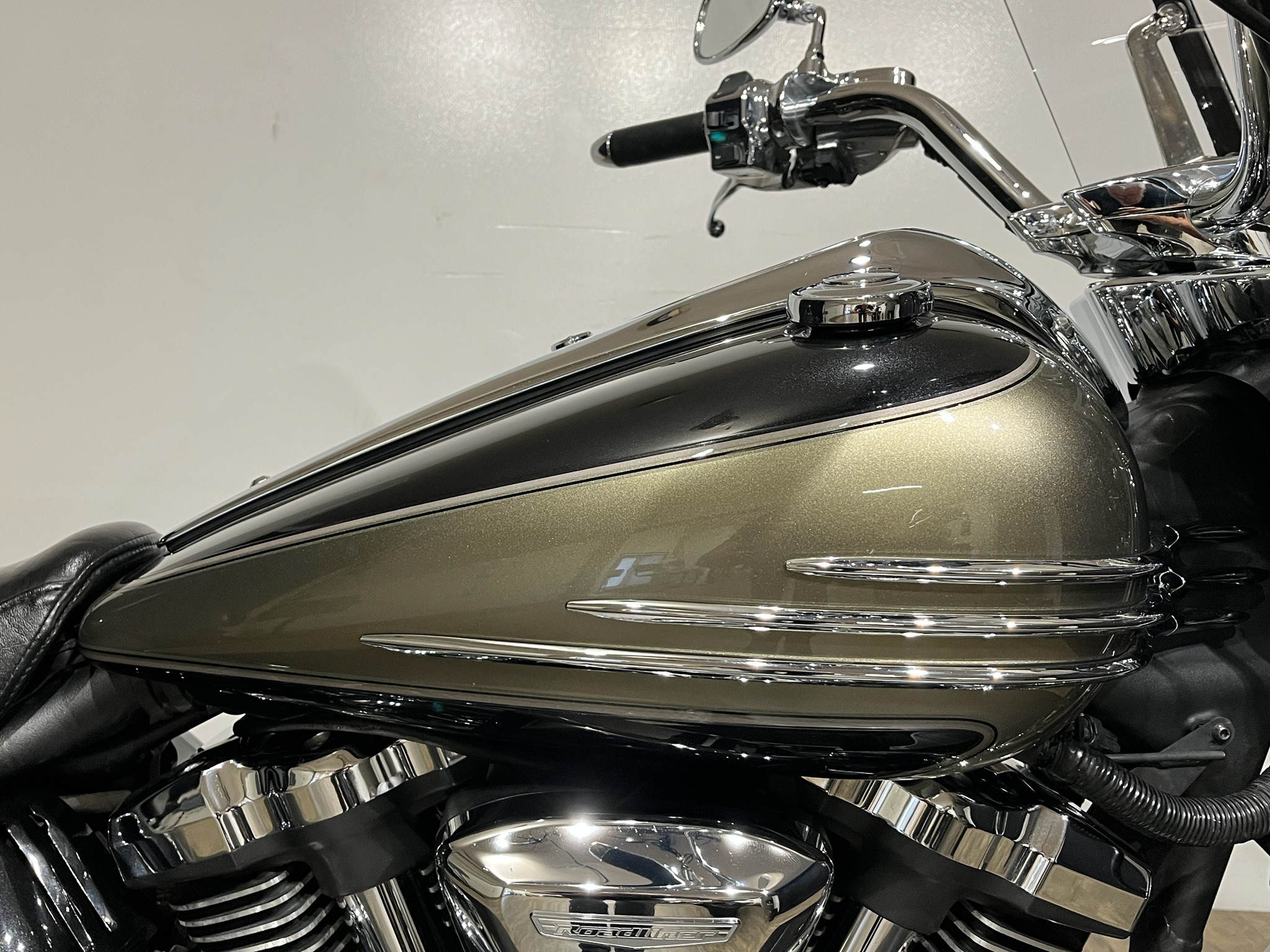 2006 Yamaha Roadliner photo 4