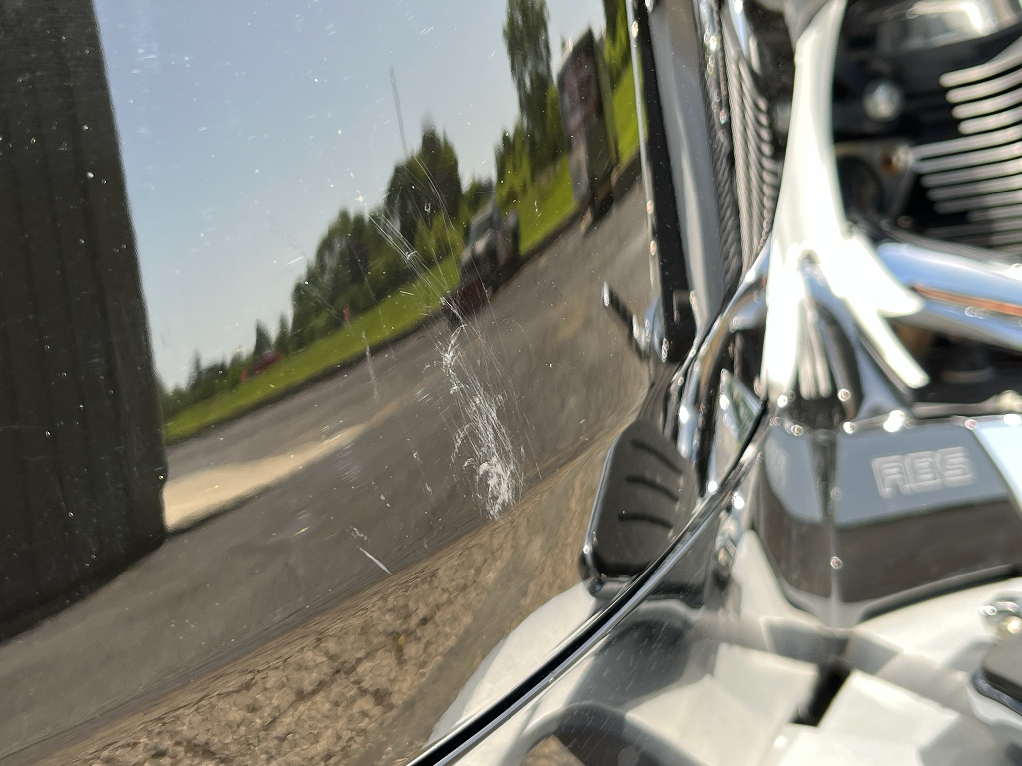 2010 Victory photo 3