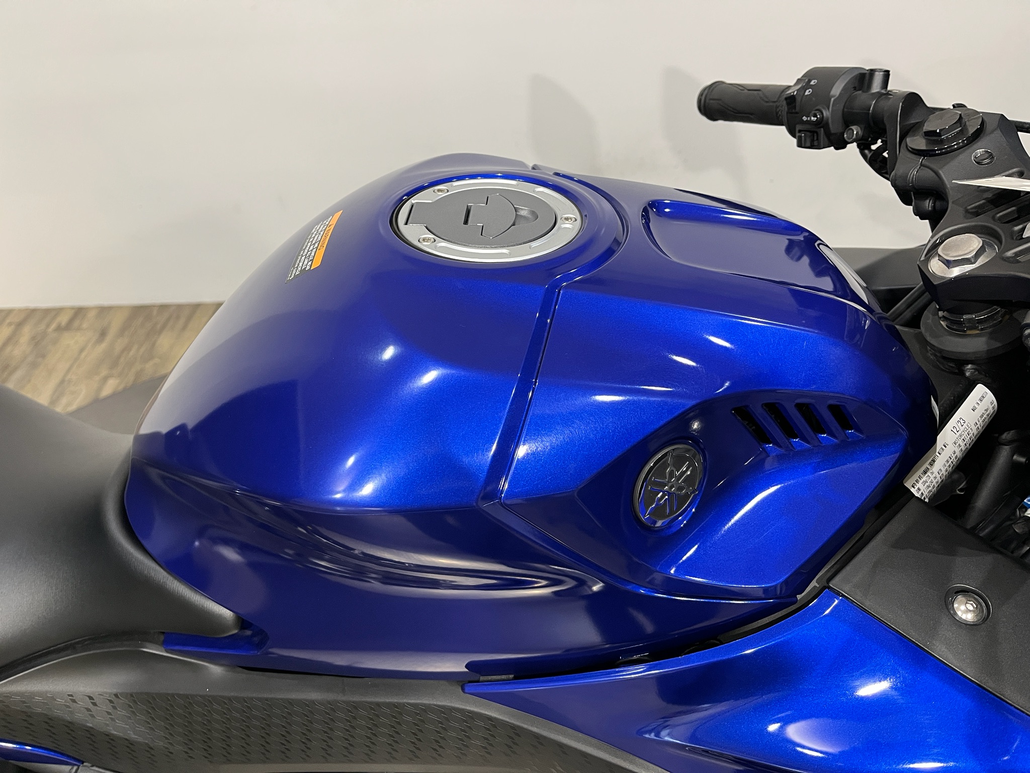 2024 Yamaha YZF-R3 photo 8