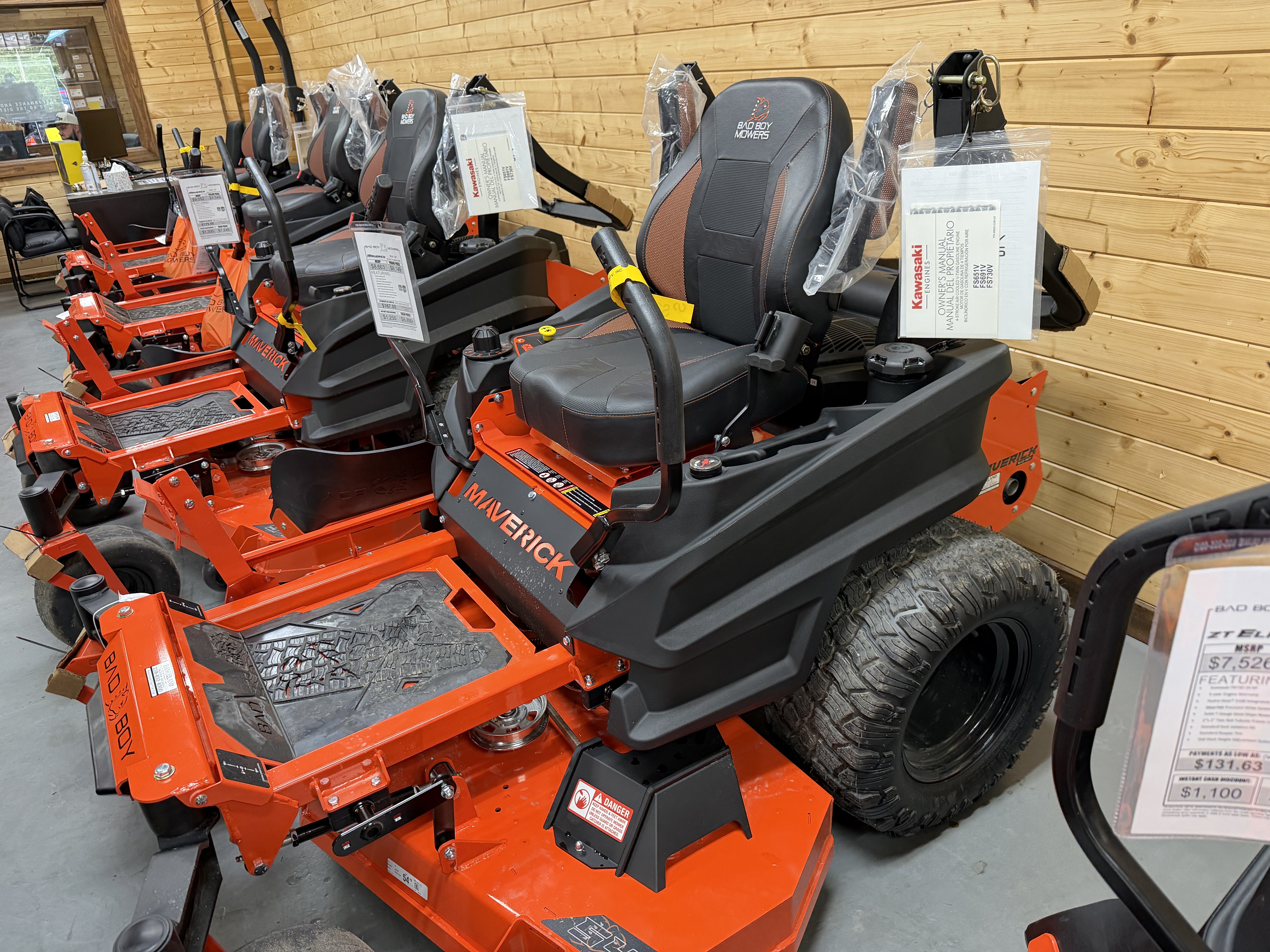 New Bad Boy Mowers Maverick 54 in. Kohler Confidant ZT740 25 hp