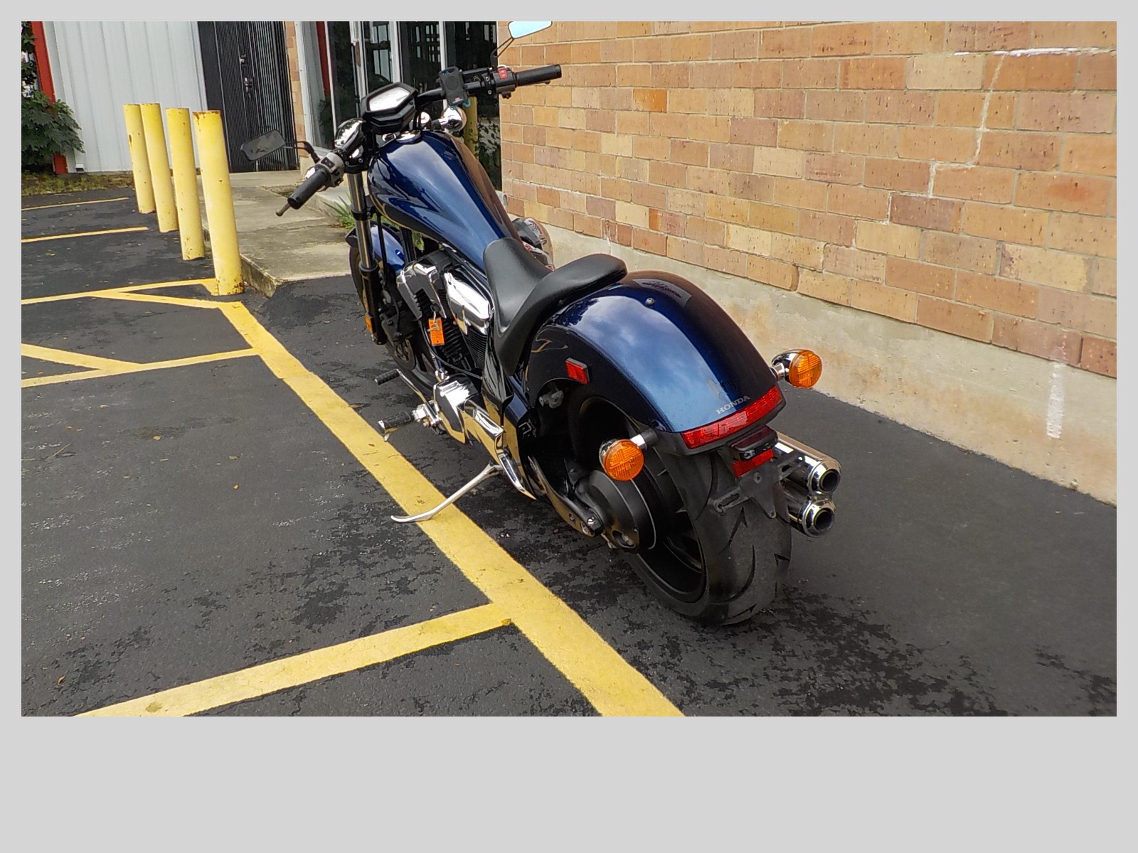 2020 Honda Fury 6