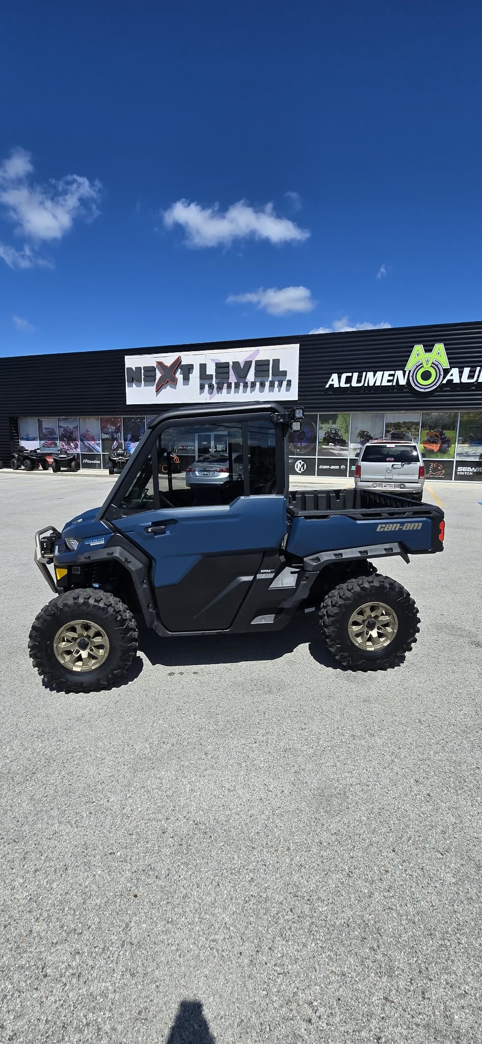 2025 Can-Am Defender Limited