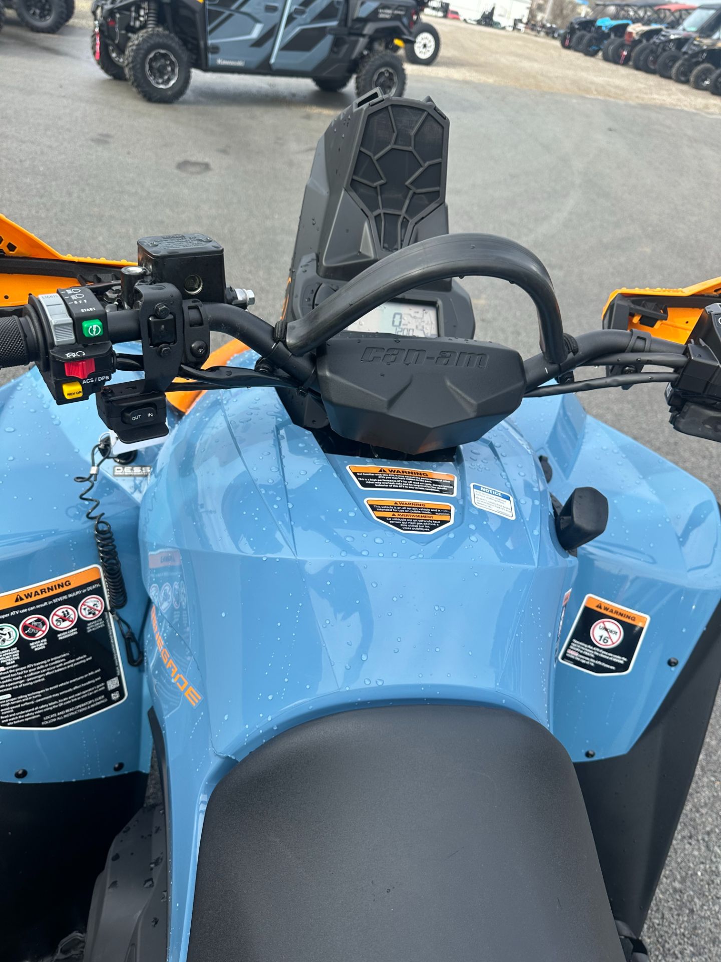 2026 Can-Am™ Renegade X MR 1000R 7