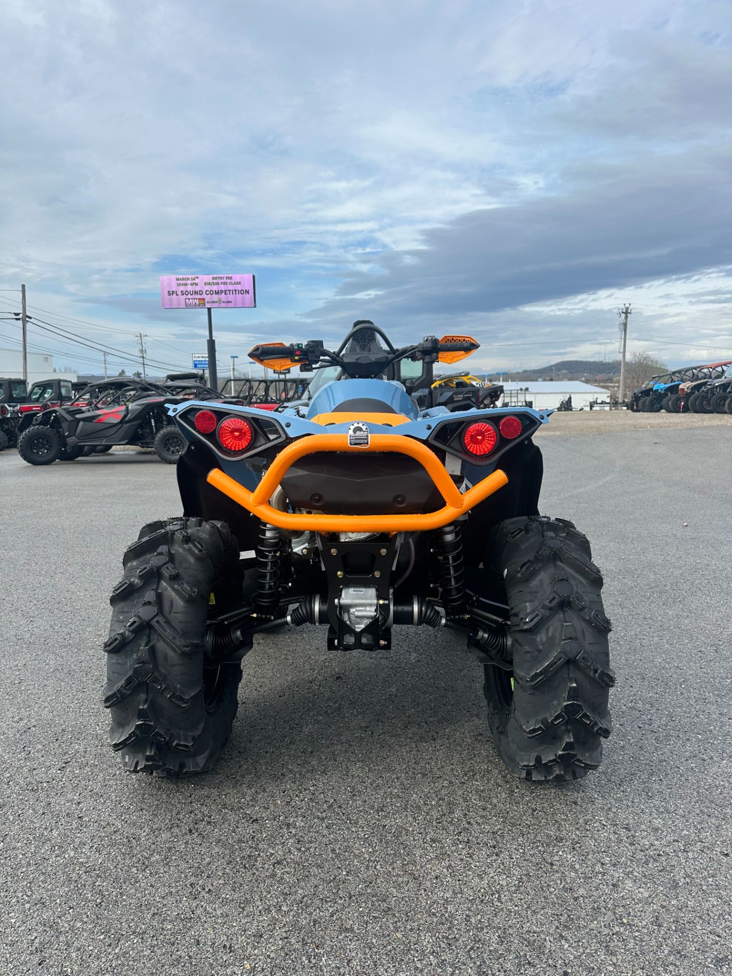 2026 Can-Am™ Renegade X MR 1000R 6