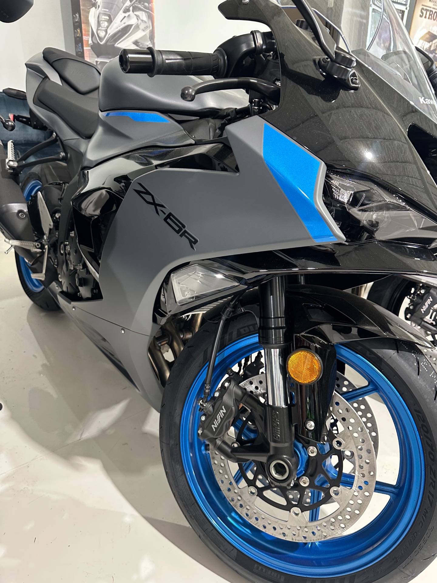 2026 Kawasaki Ninja® ZX-6R 2