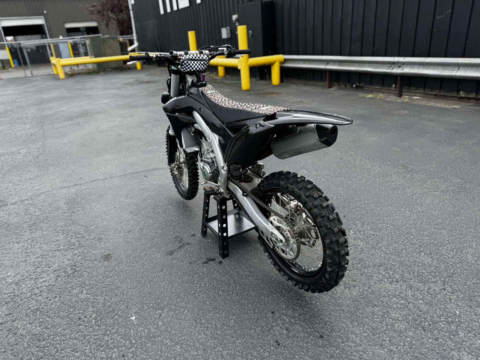 2017 Kawasaki KX450F 5