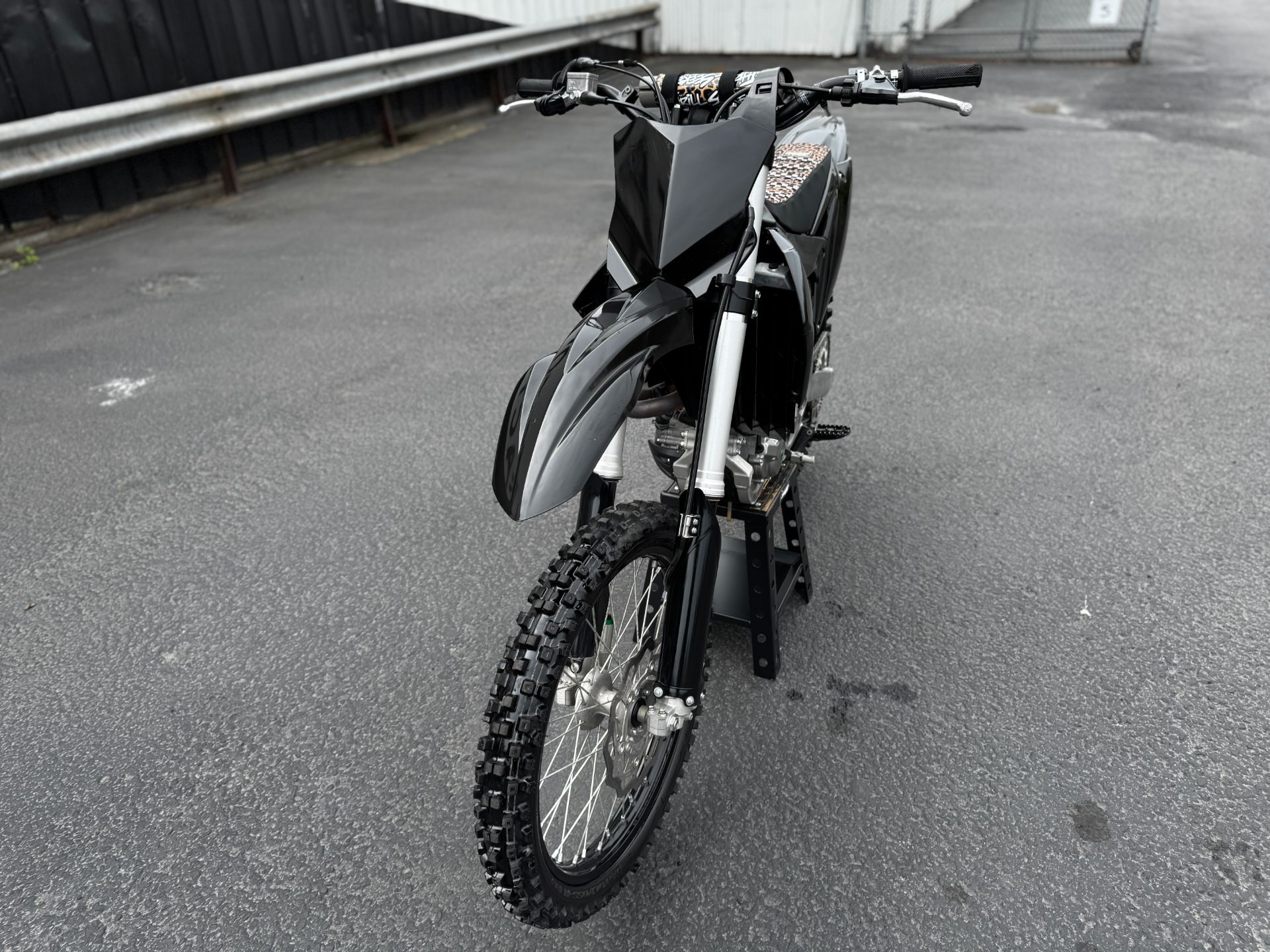 2017 Kawasaki KX450F 8