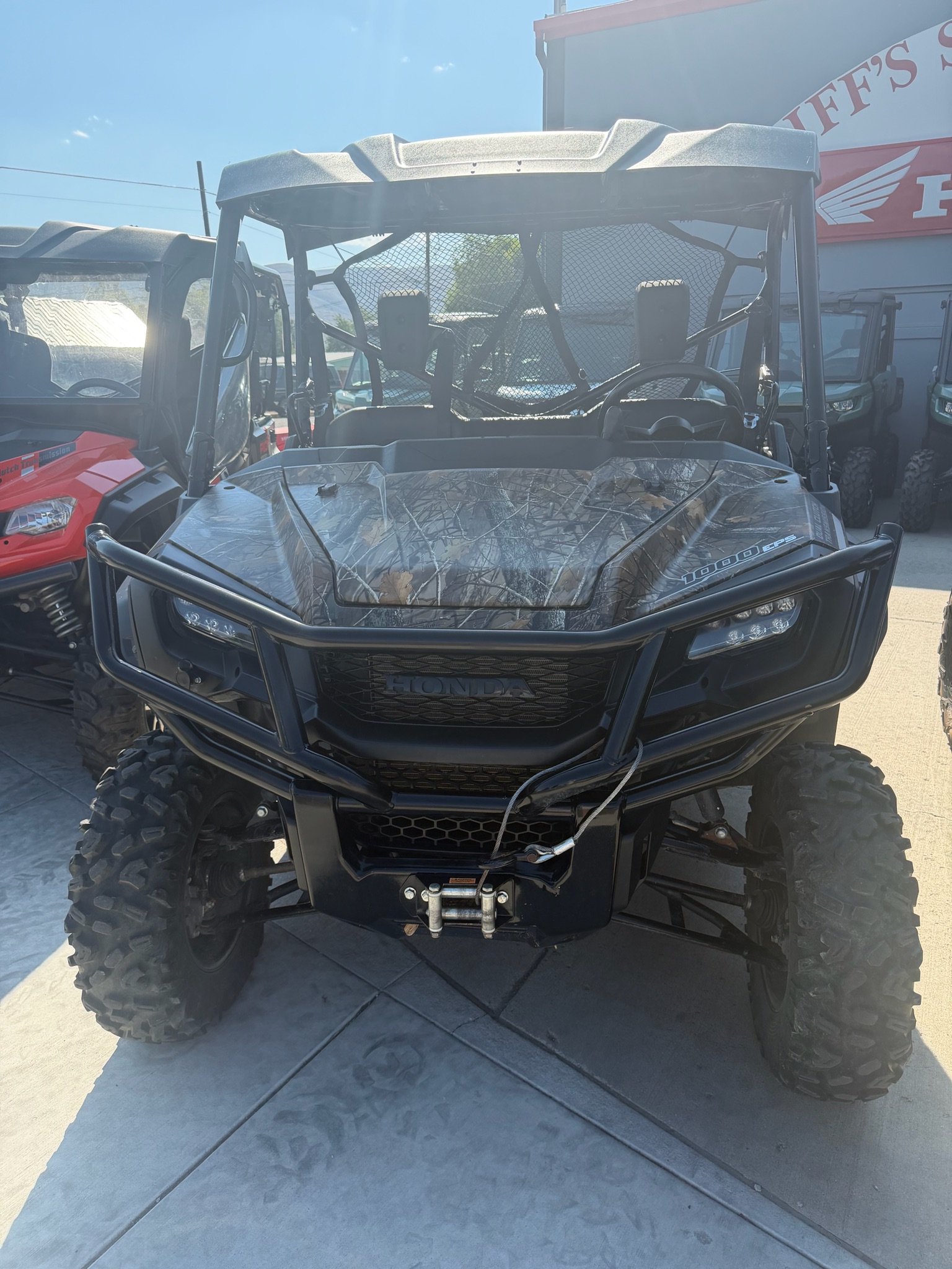 2021 Honda Pioneer 1000 Deluxe 1