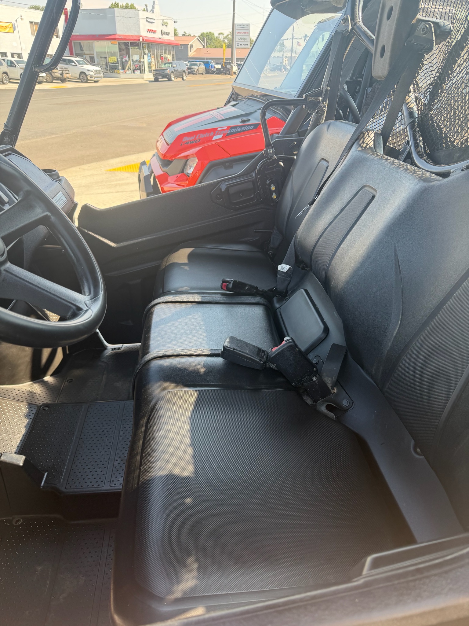 2021 Honda Pioneer 1000 Deluxe 7