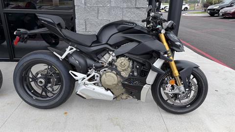 2022 Ducati Streetfighter V4 S — photo 1 of 9