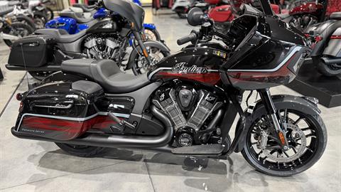 2026 Indian Challenger Dark Horse Signature Series