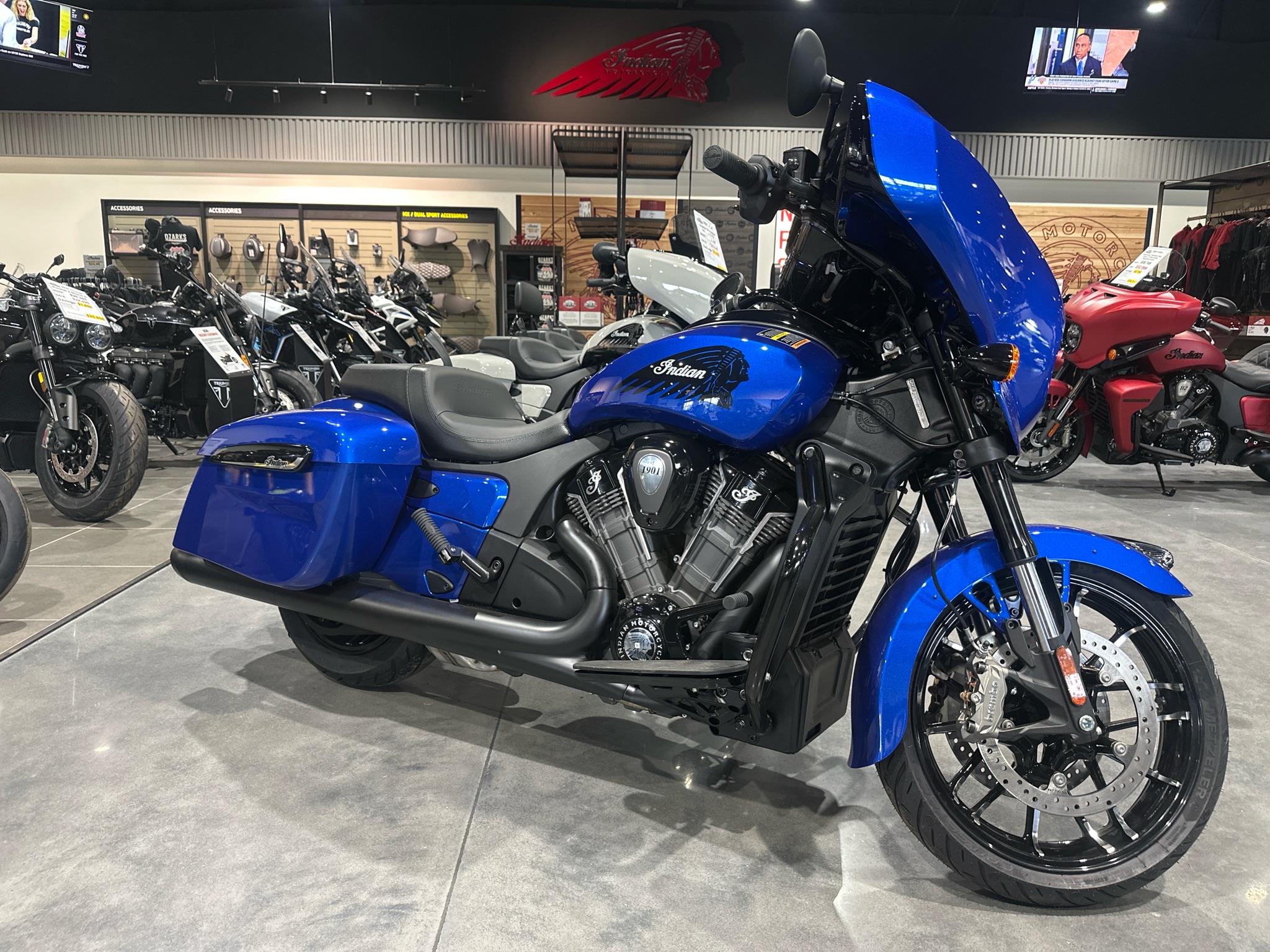 2026  Chieftain® PowerPlus Dark Horse 4