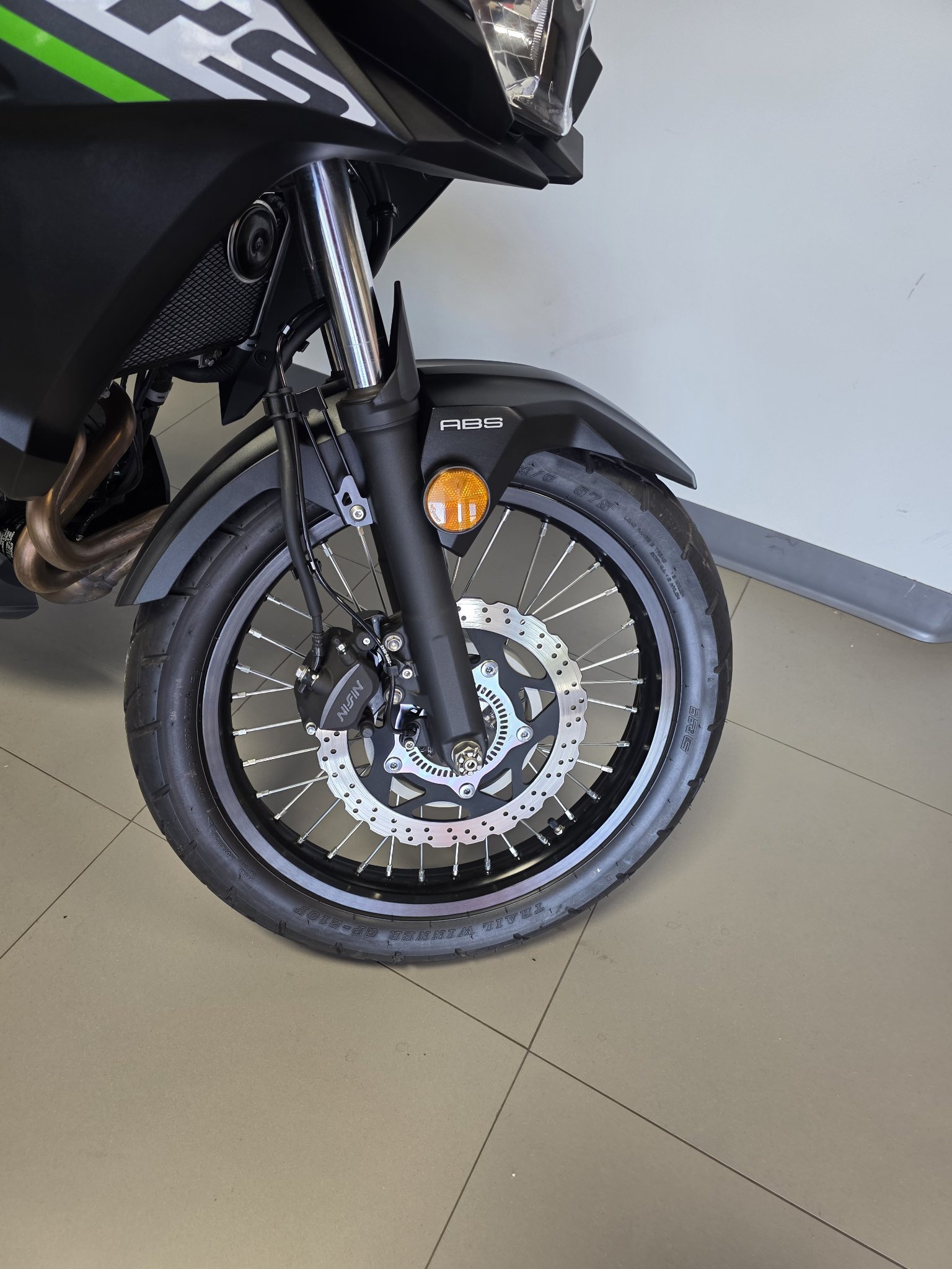 2025 Kawasaki Versys®-X 300 ABS 2