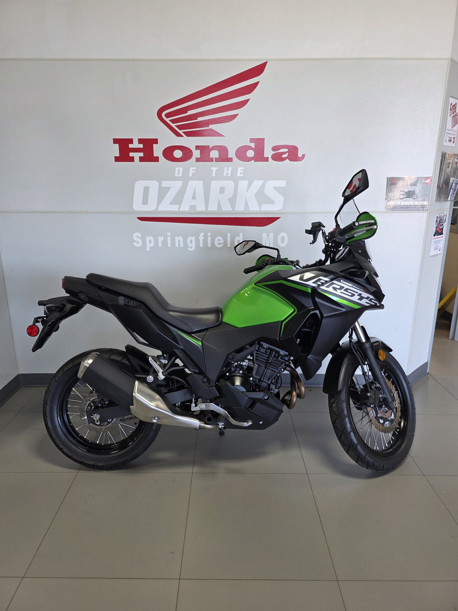 2025 Kawasaki Versys®-X 300 ABS 3