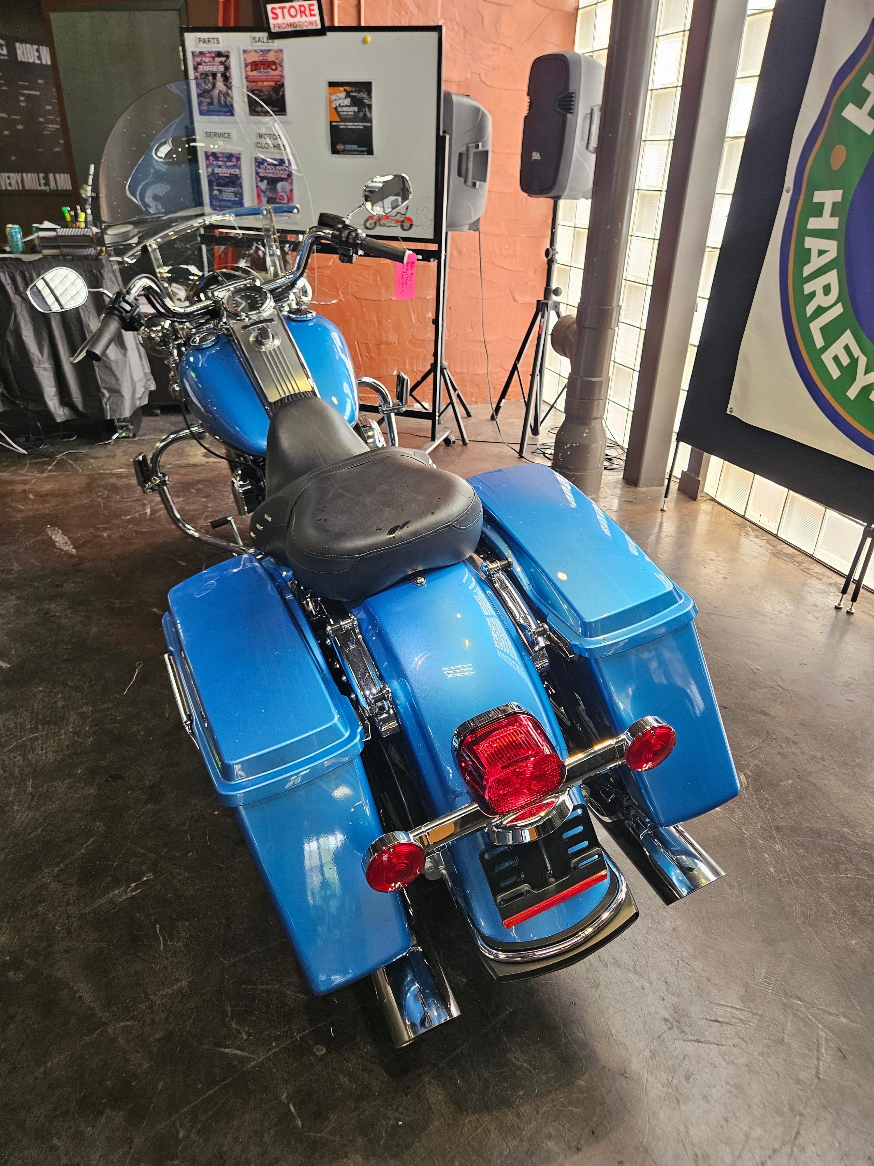 2011 Harley-Davidson Road King® 5