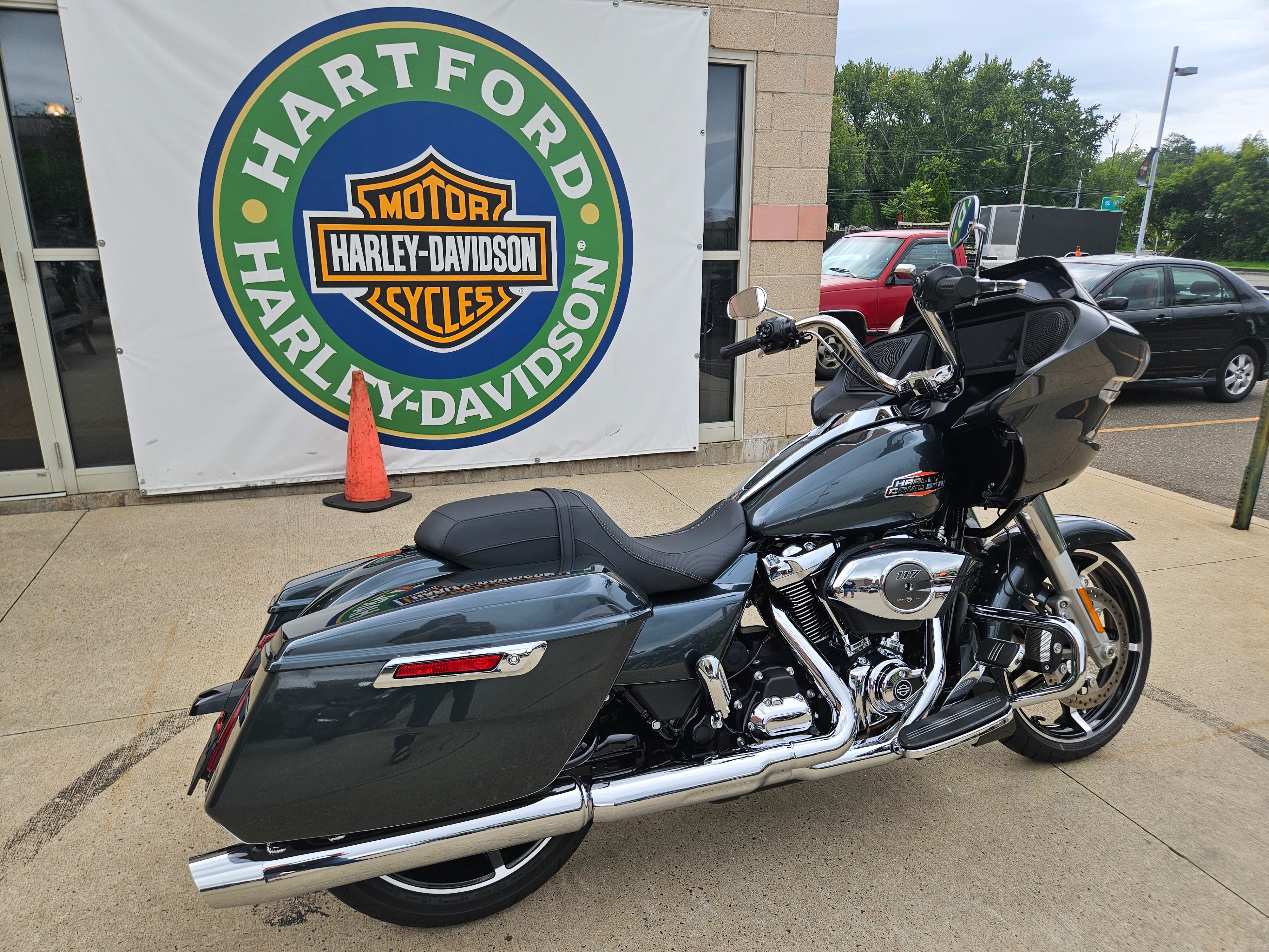 2025 Harley-Davidson Road Glide® 7
