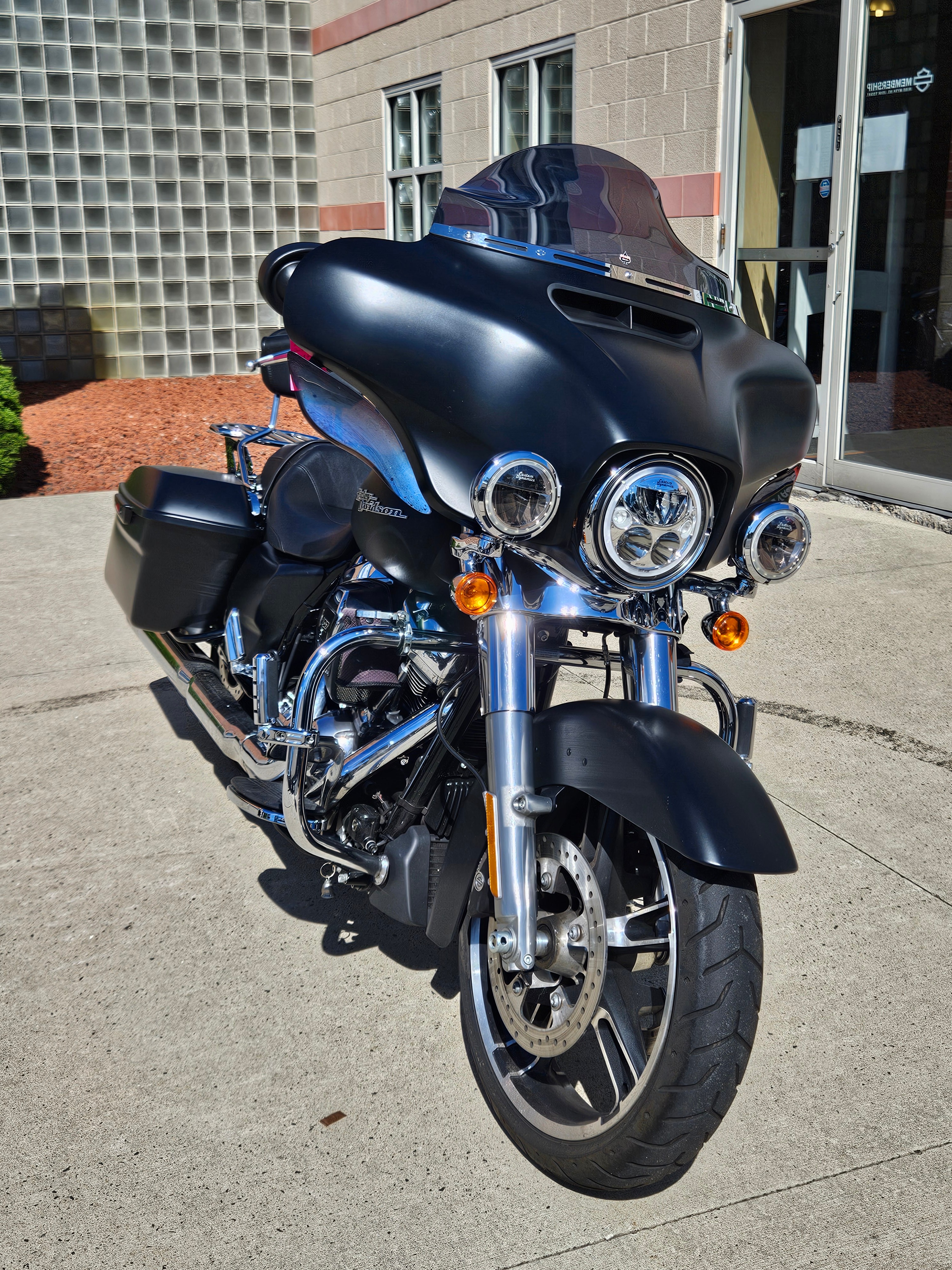 2017 Harley-Davidson Street Glide® 12