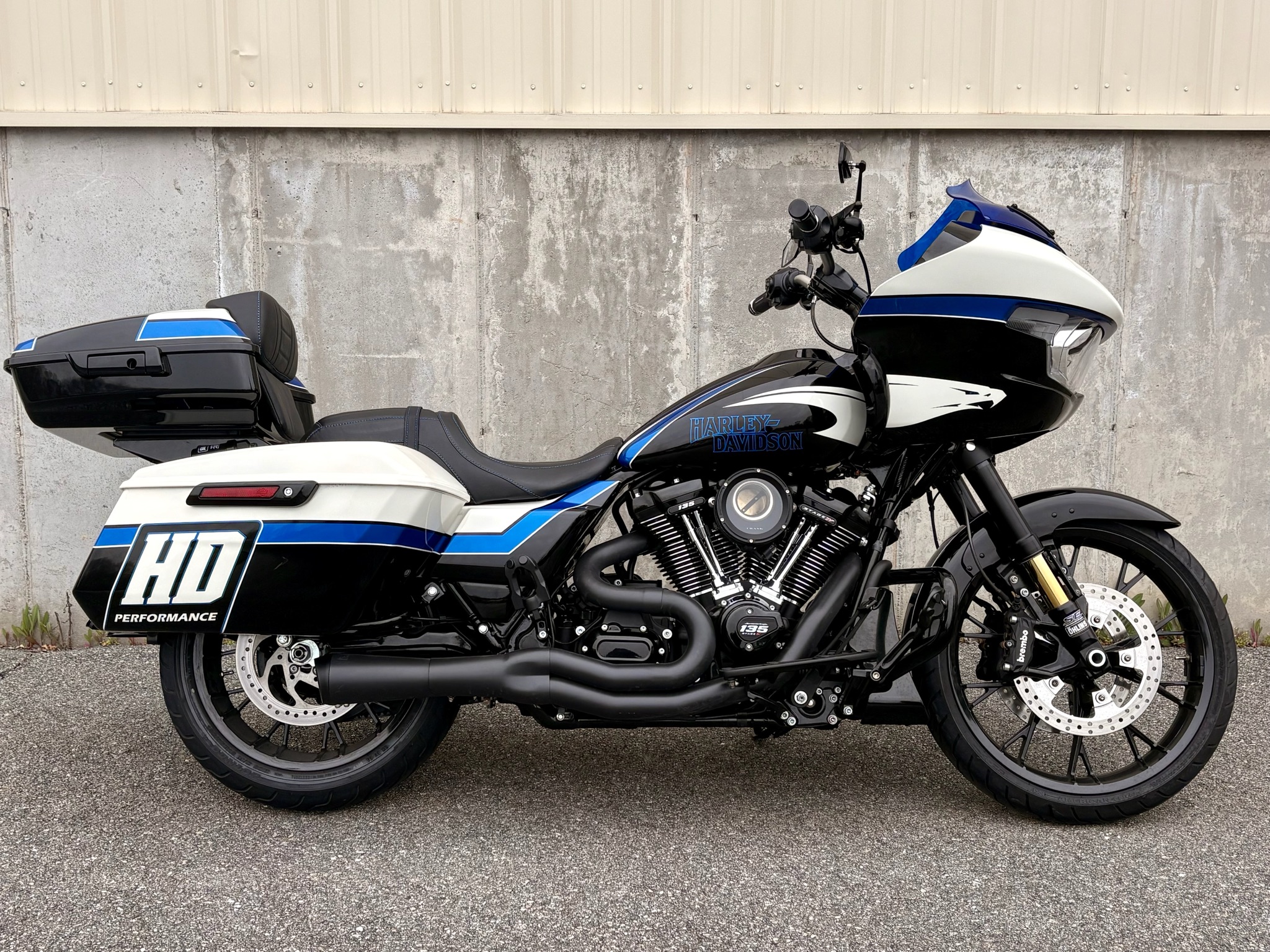2025 Harley-Davidson Road Glide® 1